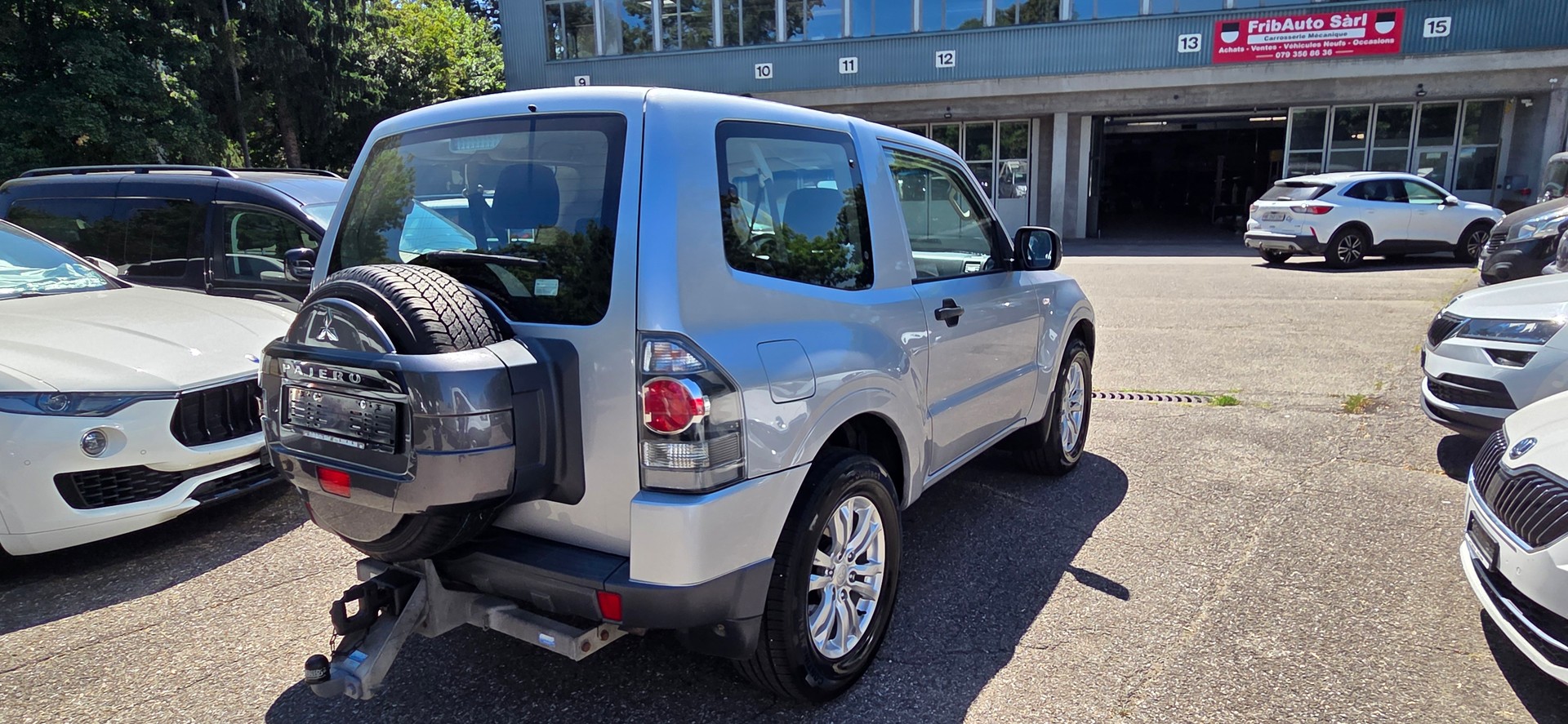 MITSUBISHI Pajero 3.2 DI-D Profi-image-12
