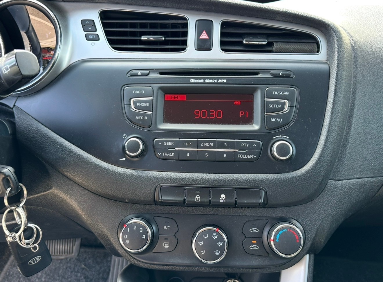 KIA Cee'd Sportswagon 1.6 GDi Style DCT-image-14
