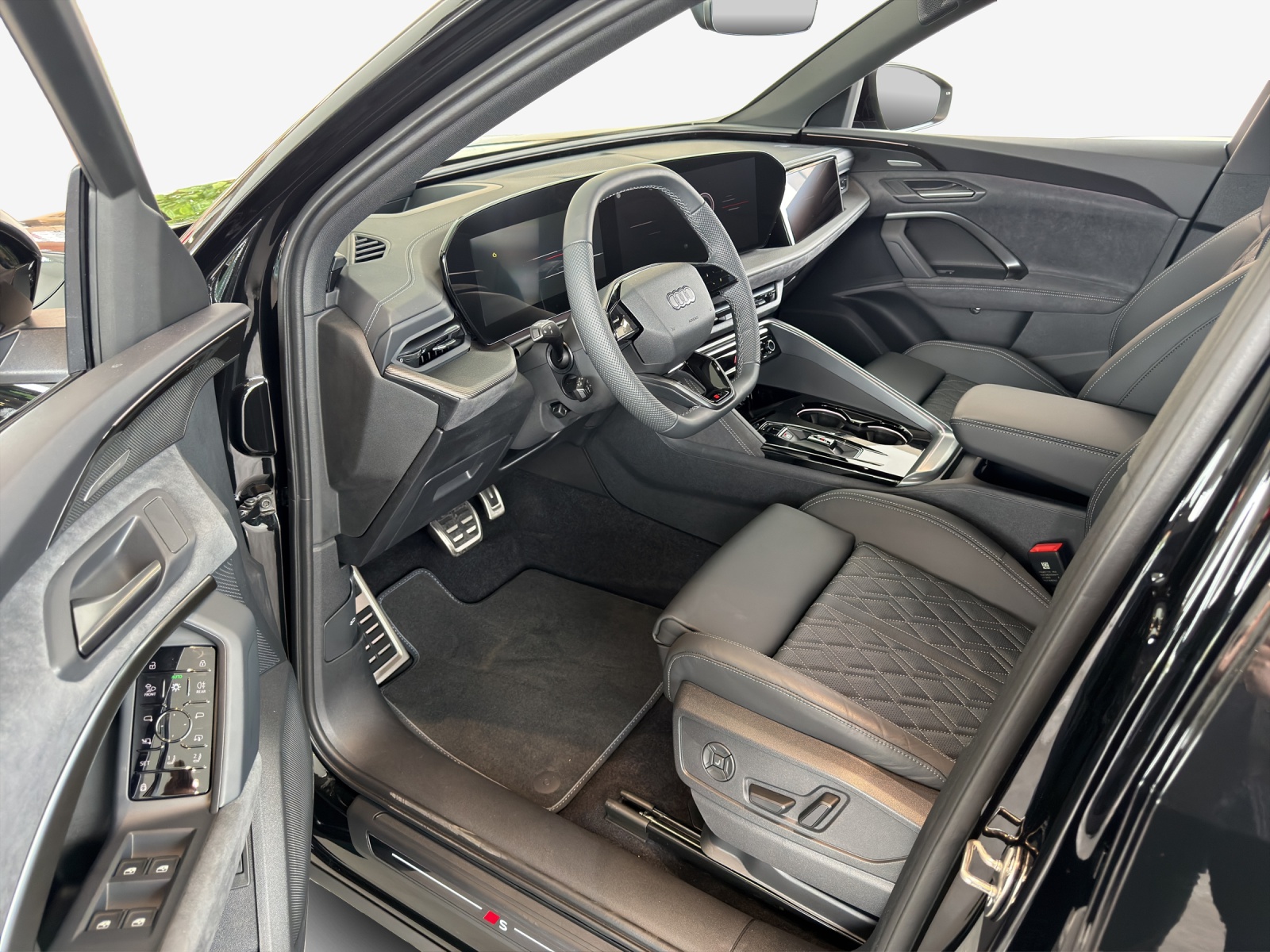 AUDI SQ5 TFSI quattro S-tronic-image-7