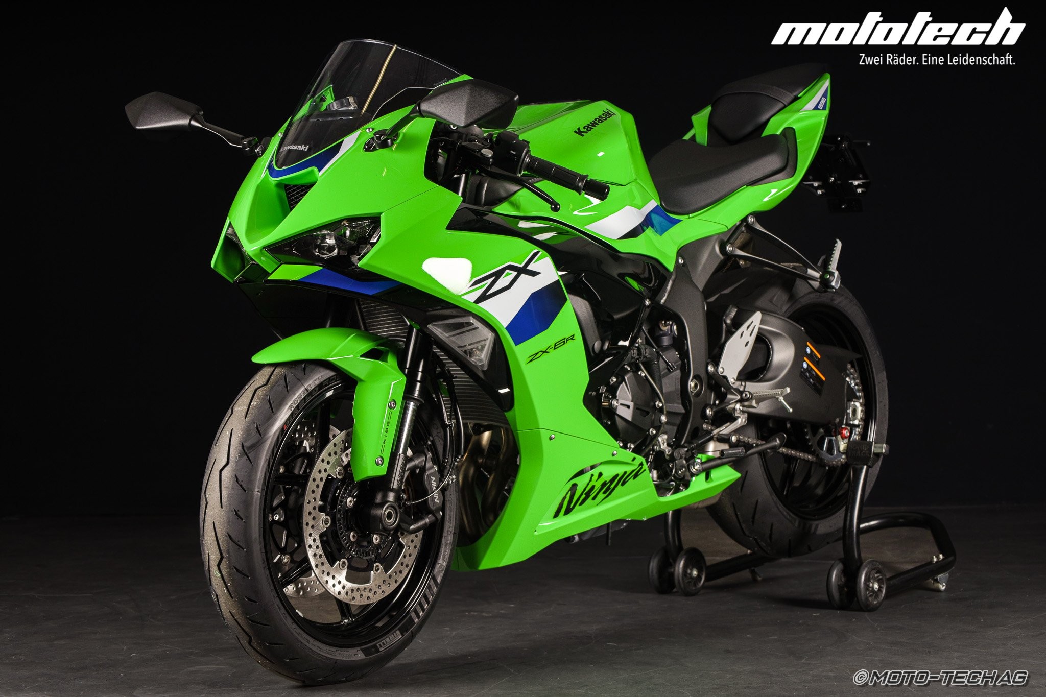 KAWASAKI Ninja ZX-6R MY26 STAGE 1 AKRAPOVIC Acquistare in vendita