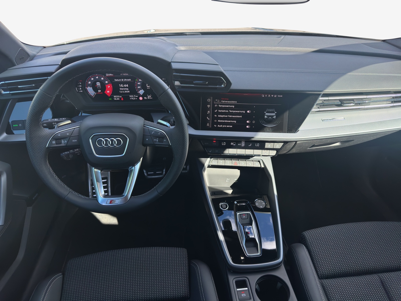 AUDI A3 Sportback 35 TFSI S line S-tronic-image-8