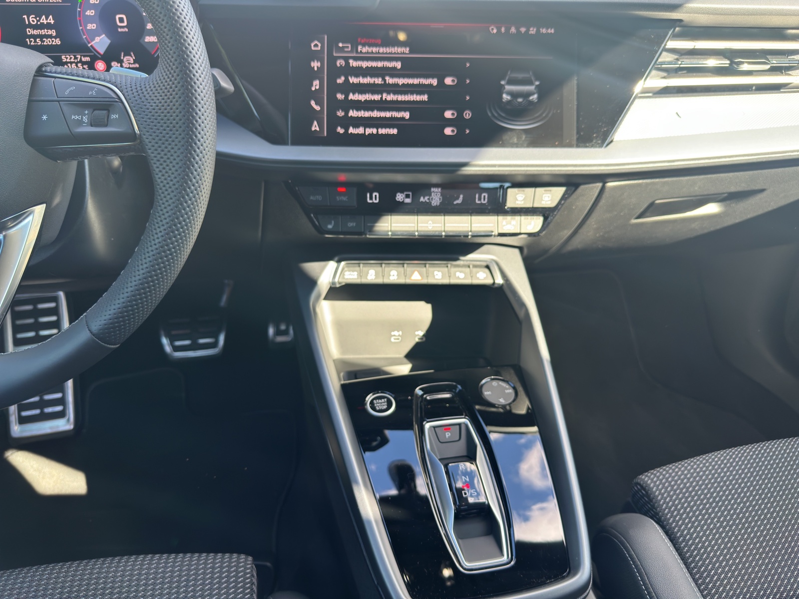 AUDI A3 Sportback 35 TFSI S line S-tronic-image-10