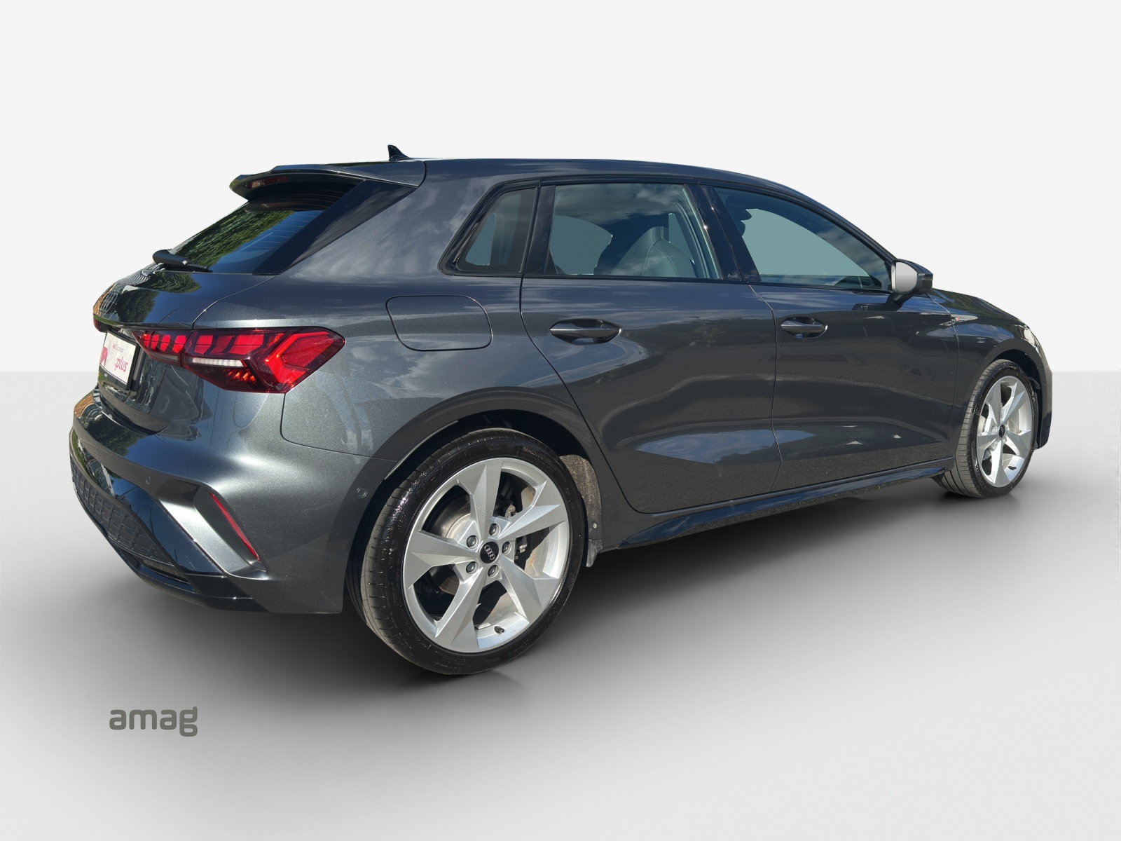 AUDI A3 Sportback 35 TFSI S line S-tronic-image-4