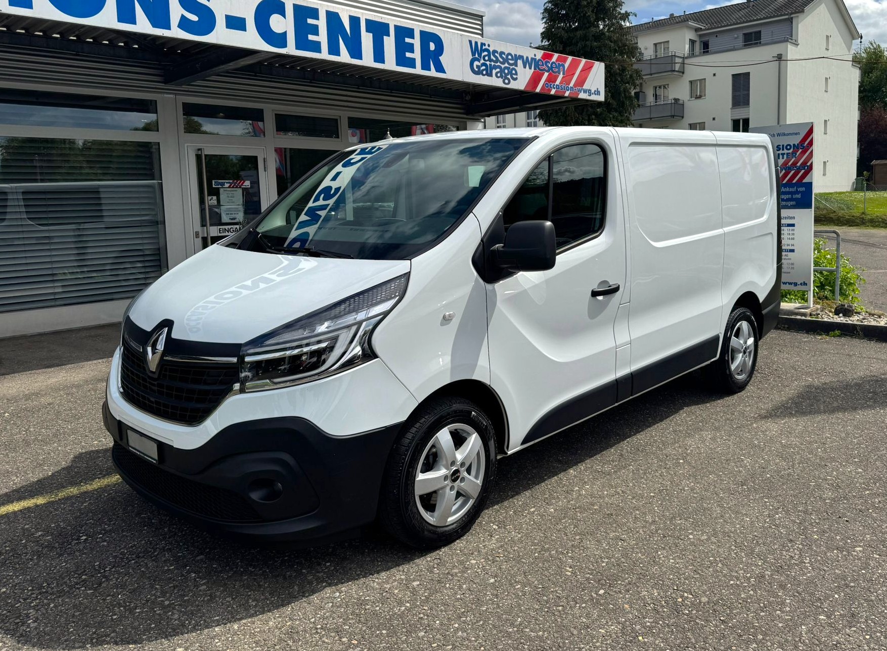RENAULT Trafic Ene dCi120 2.0 Bus L1H1 Erhöhte Nutzlast 1601 KG