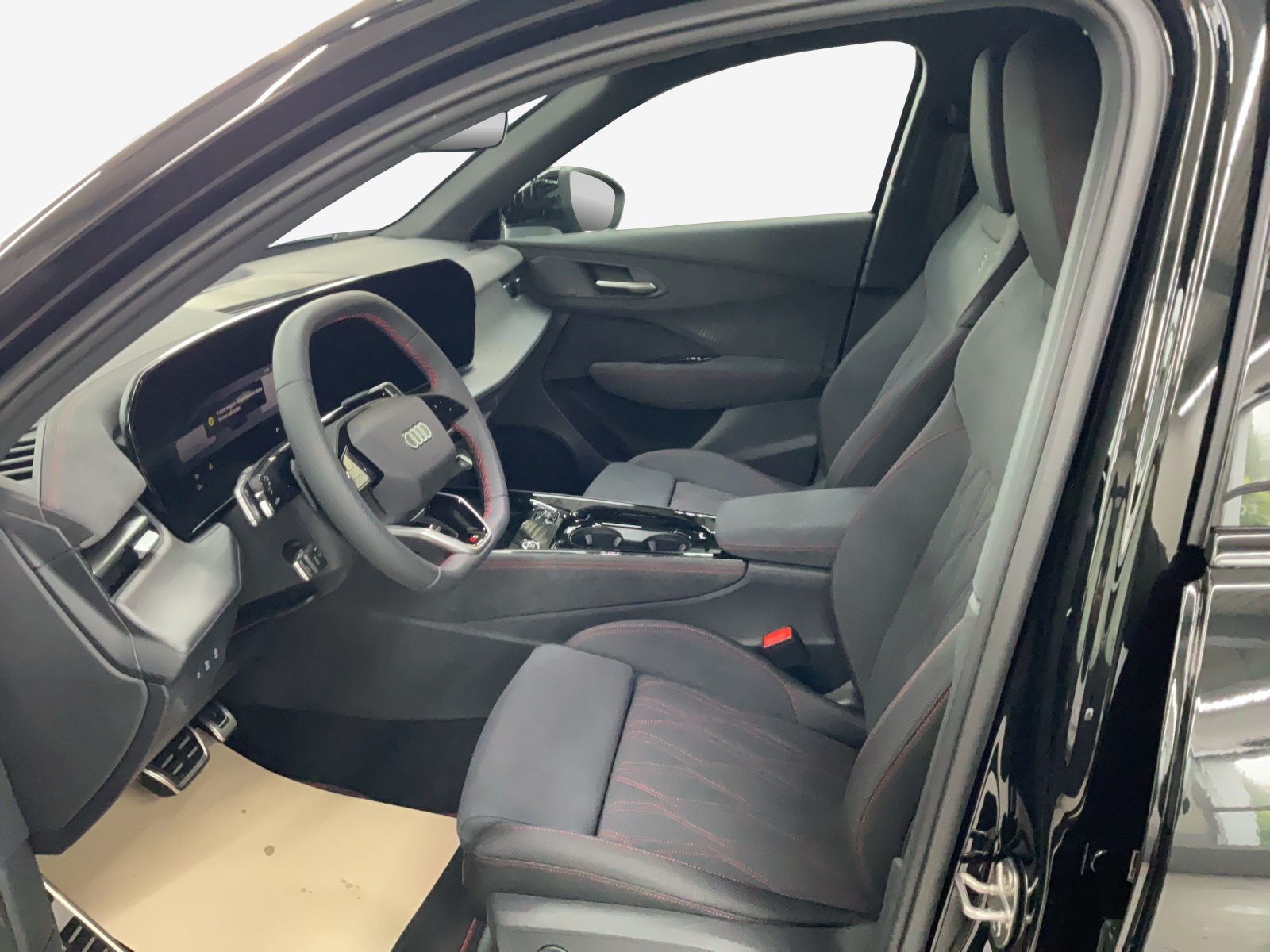 AUDI Q3 SUV 110 kW TFSI S tronic-image-7