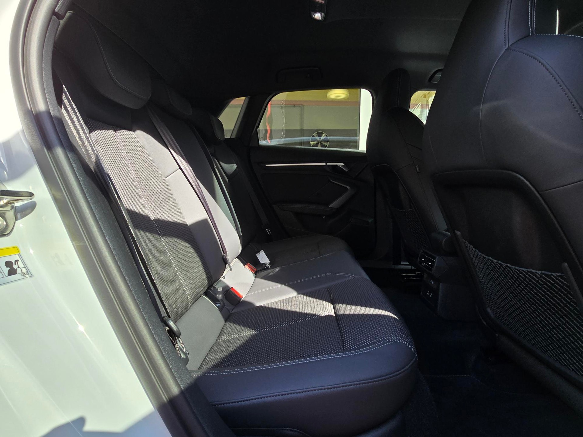 AUDI A3 Sportback 35 TFSI advanced Attraction S-tronic-image-8