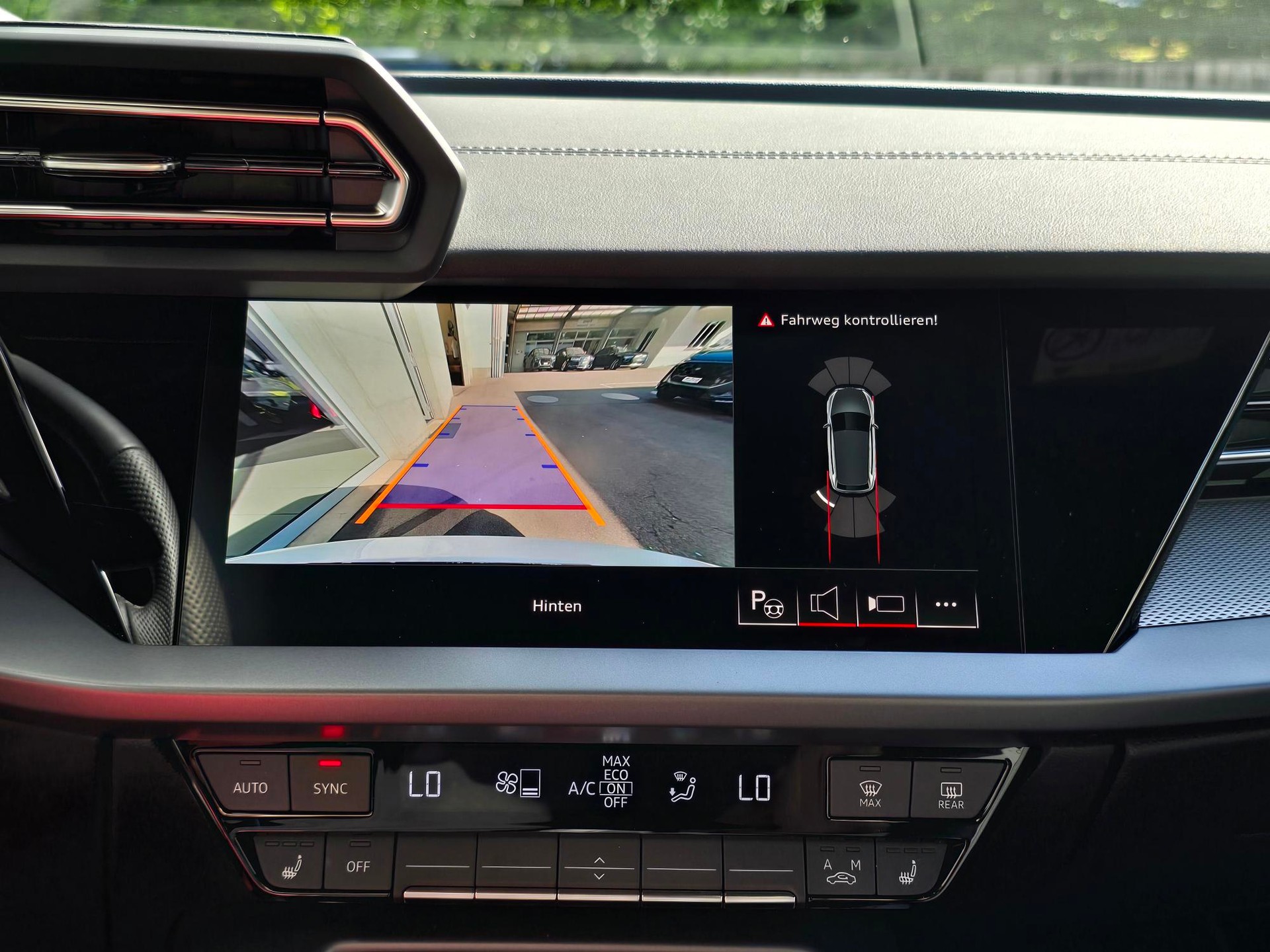 AUDI A3 Sportback 35 TFSI advanced Attraction S-tronic-image-10