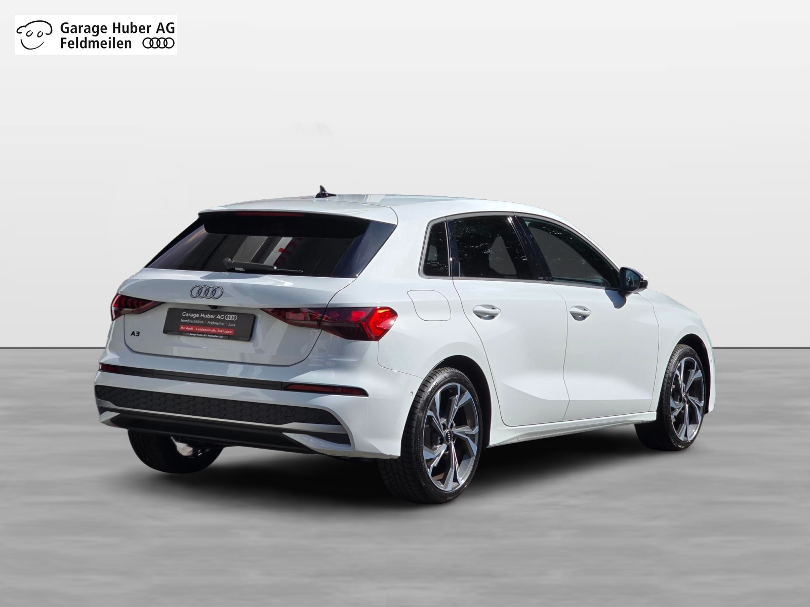 AUDI A3 Sportback 35 TFSI advanced Attraction S-tronic-image-2
