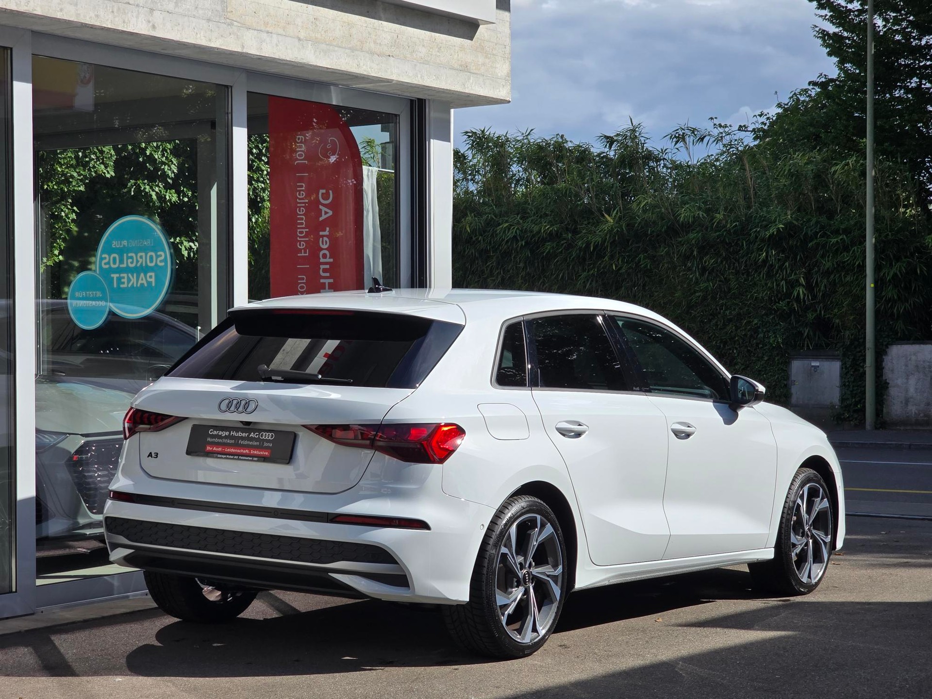 AUDI A3 Sportback 35 TFSI advanced Attraction S-tronic-showroom-element-2