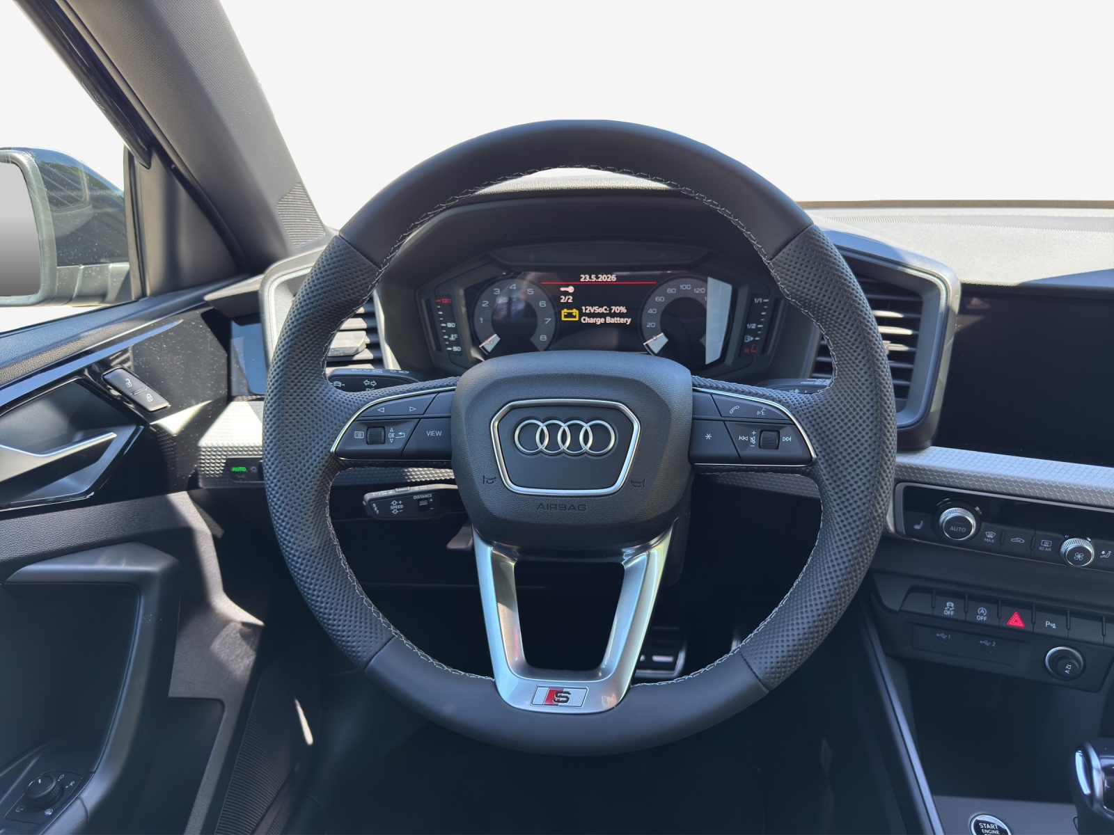 AUDI A1 Sportback 30 TFSI S Line Attraction S-tronic-image-9