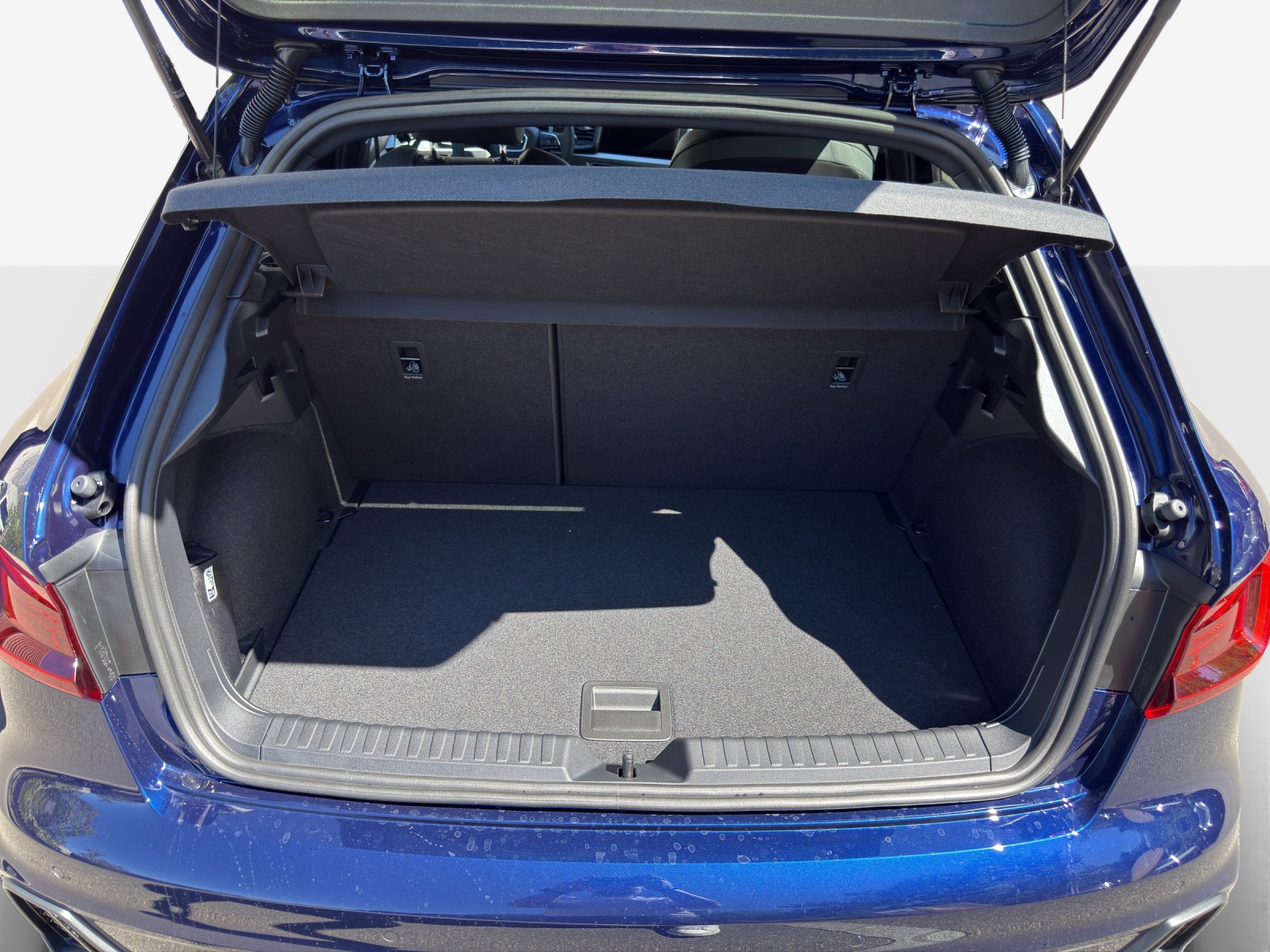 AUDI A1 Sportback 30 TFSI S Line Attraction S-tronic-image-12