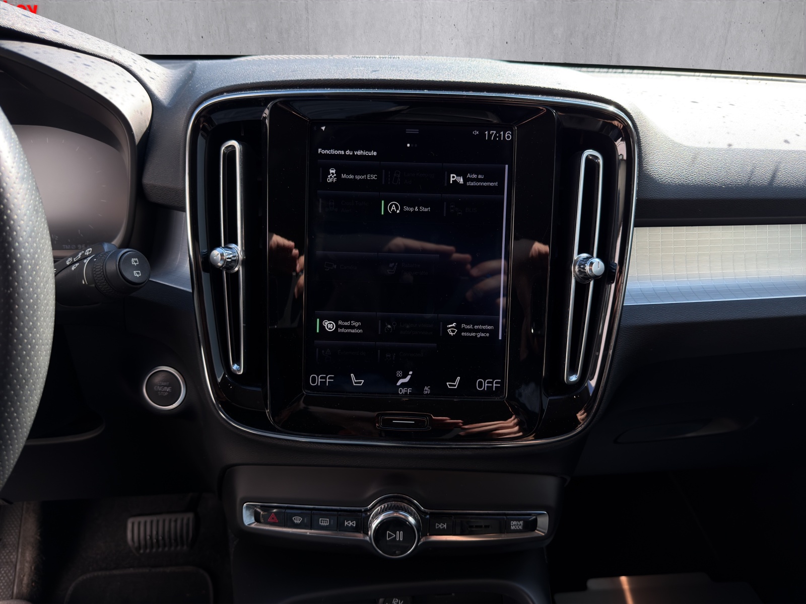 Image VOLVO XC40 XC40 T4 AWD Momentum Geartronic
