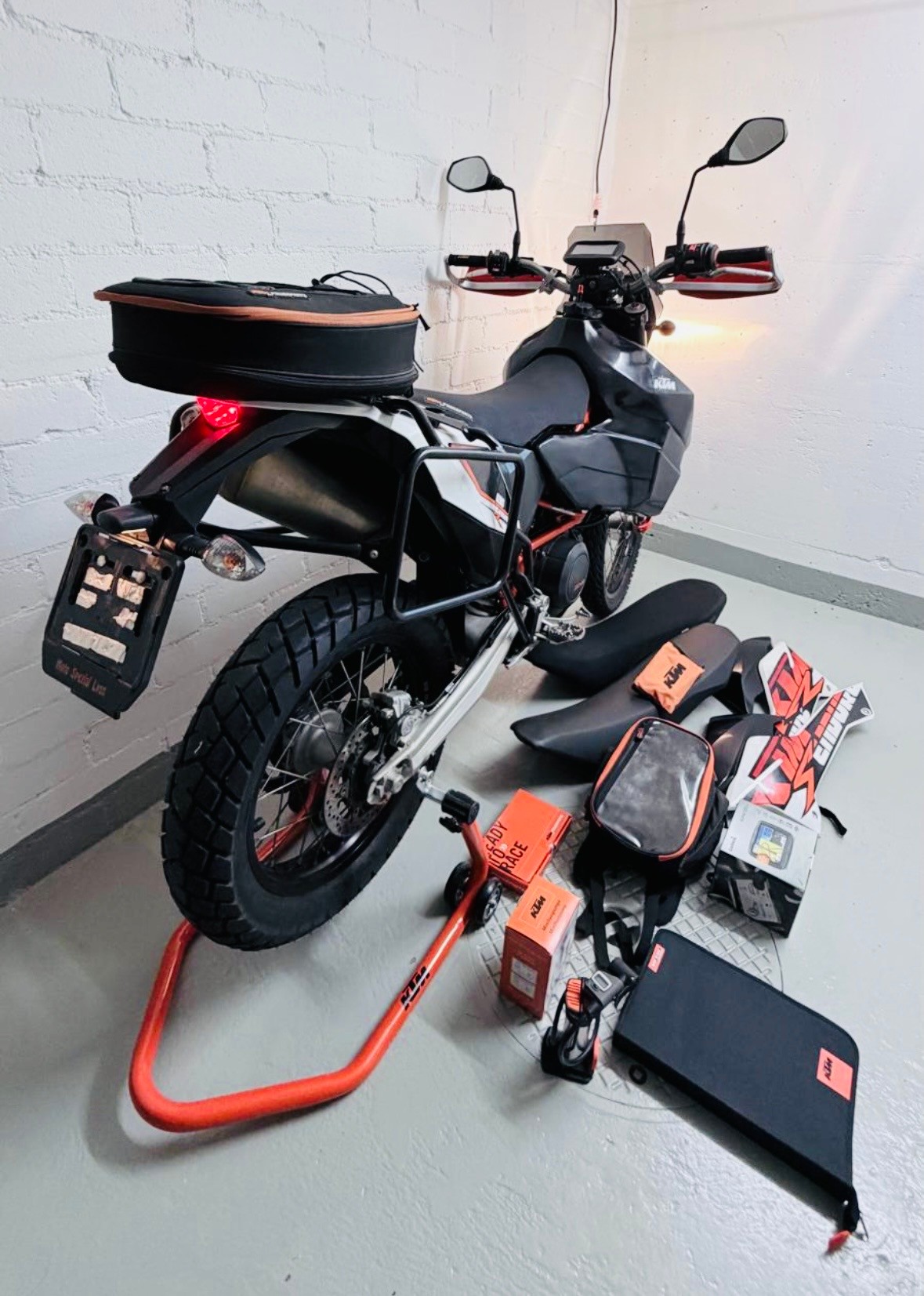 KTM 690 Enduro R-image-9