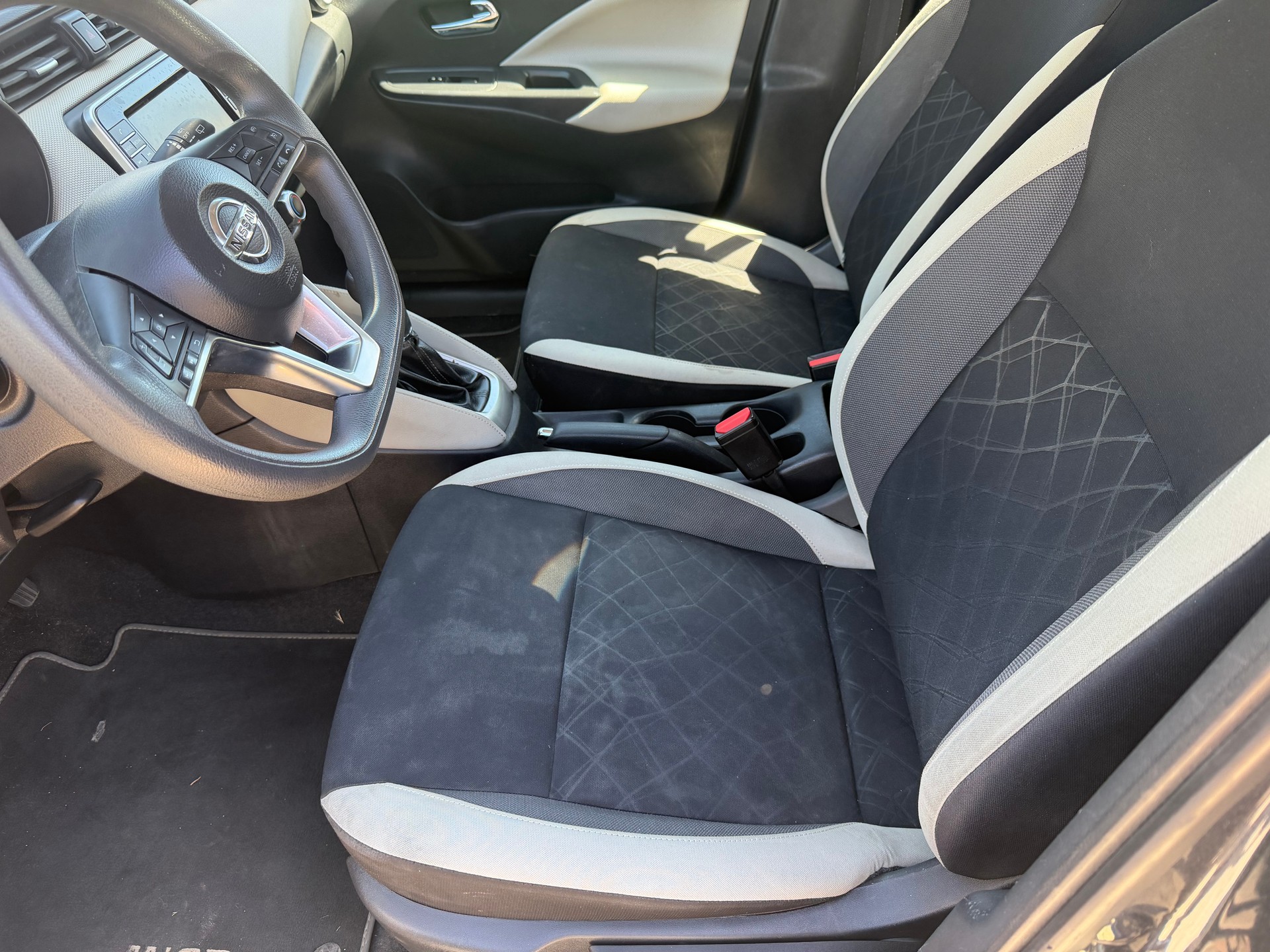 NISSAN Micra 0.9 IG-T n-connecta-image-3