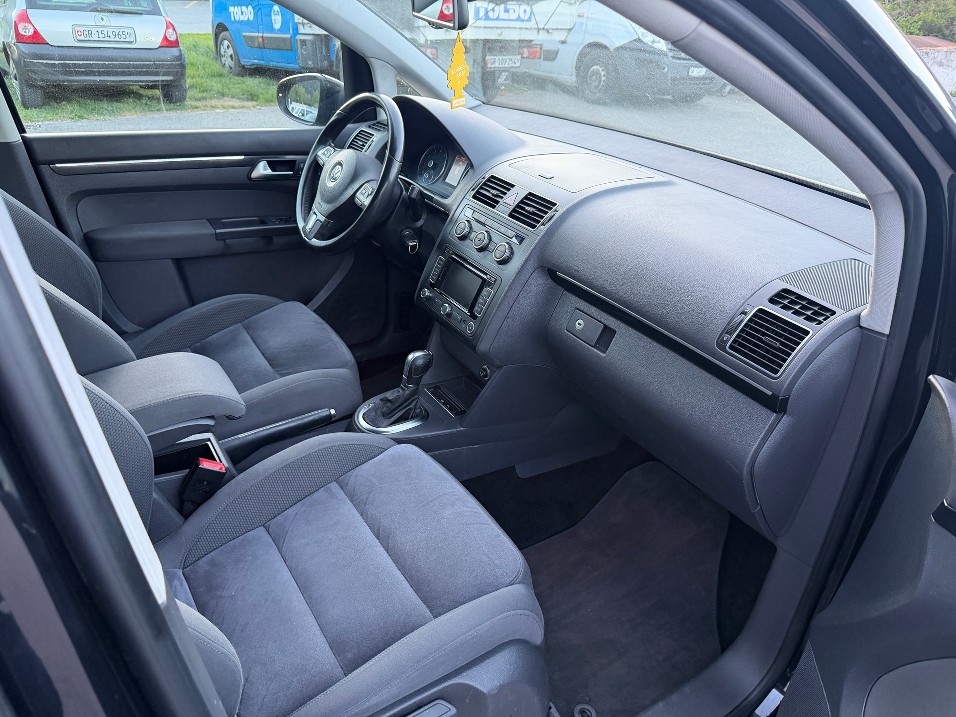 VW Touran 1.4 TSI Comfortline DSG-image-12