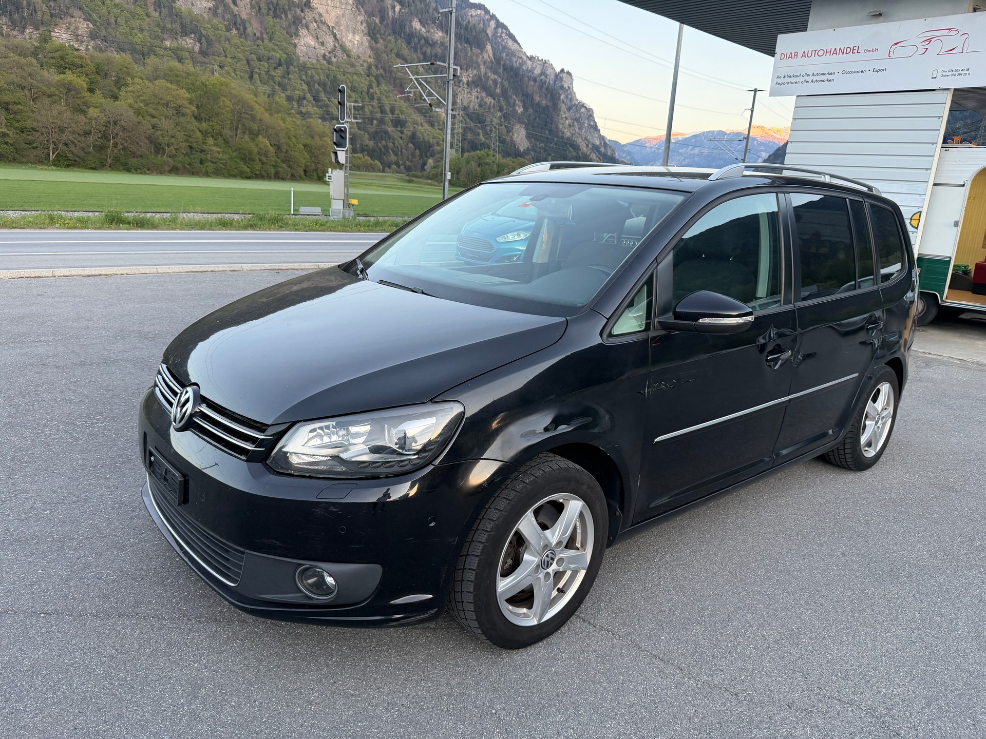 VW Touran 1.4 TSI Comfortline DSG-image-1