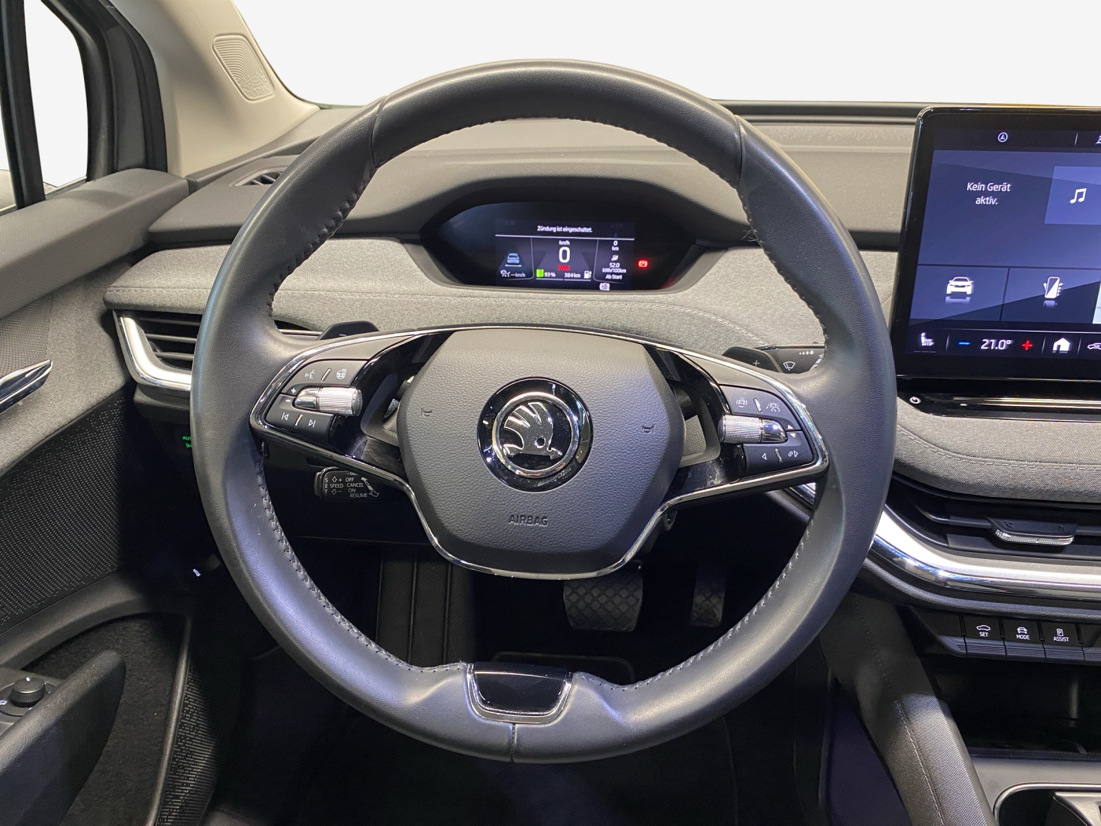 SKODA Enyaq iV 80-image-9