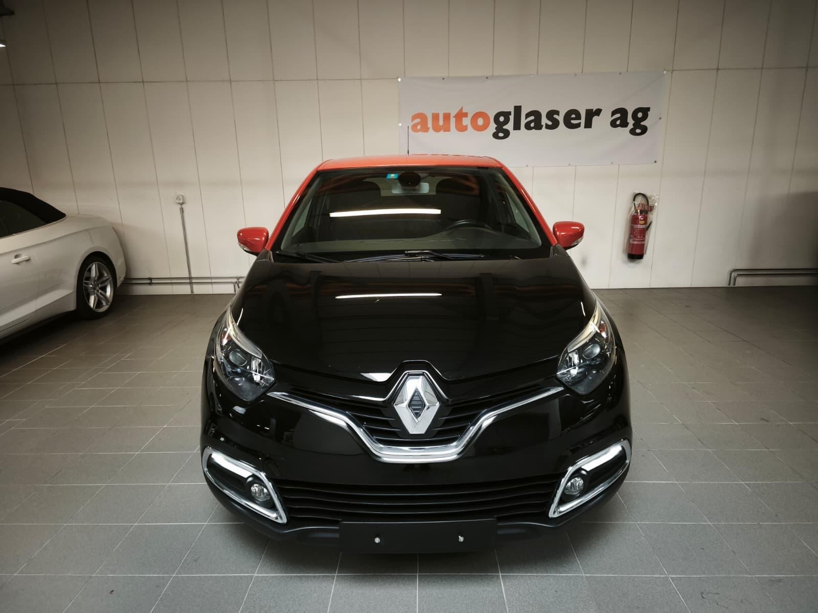 RENAULT Captur 1.2 T 16V Privilège EDC-showroom-element-1