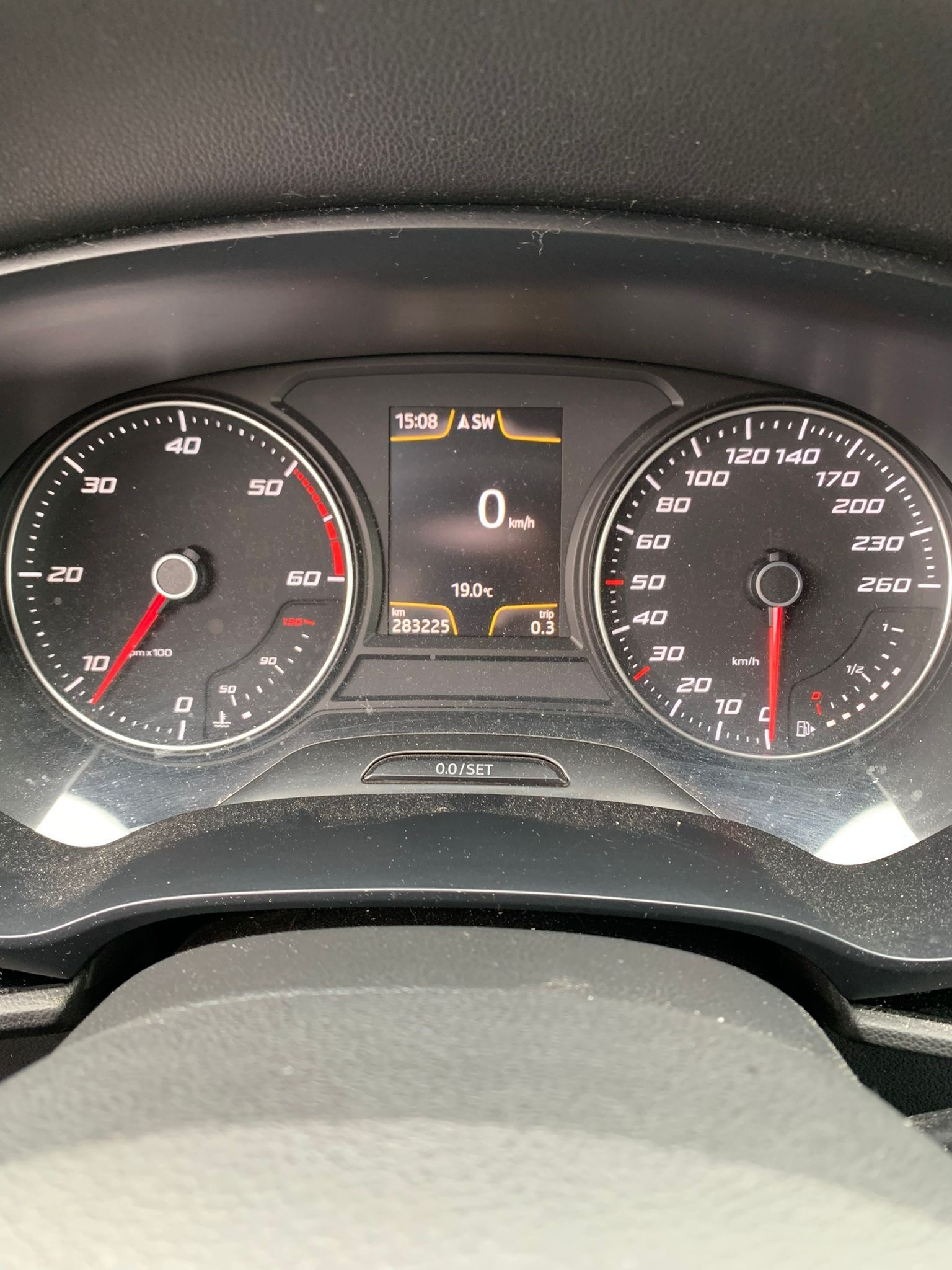 SEAT Leon ST 1.6 TDI Style 4Drive 4X4 (Klimatronik * Alufelgen * Sensoren * Multilenkrad * Led * Navigation * AHK * BO5)-image-8