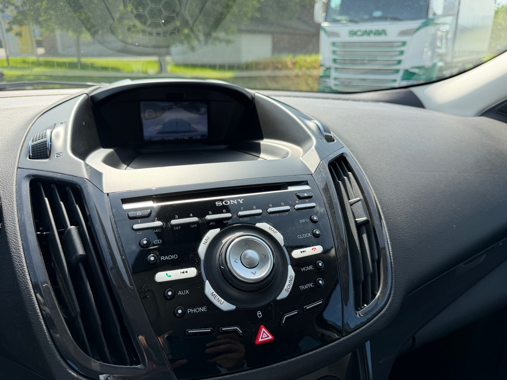 FORD Kuga 2.0 TDCi Titanium S 4WD PowerShift-image-9
