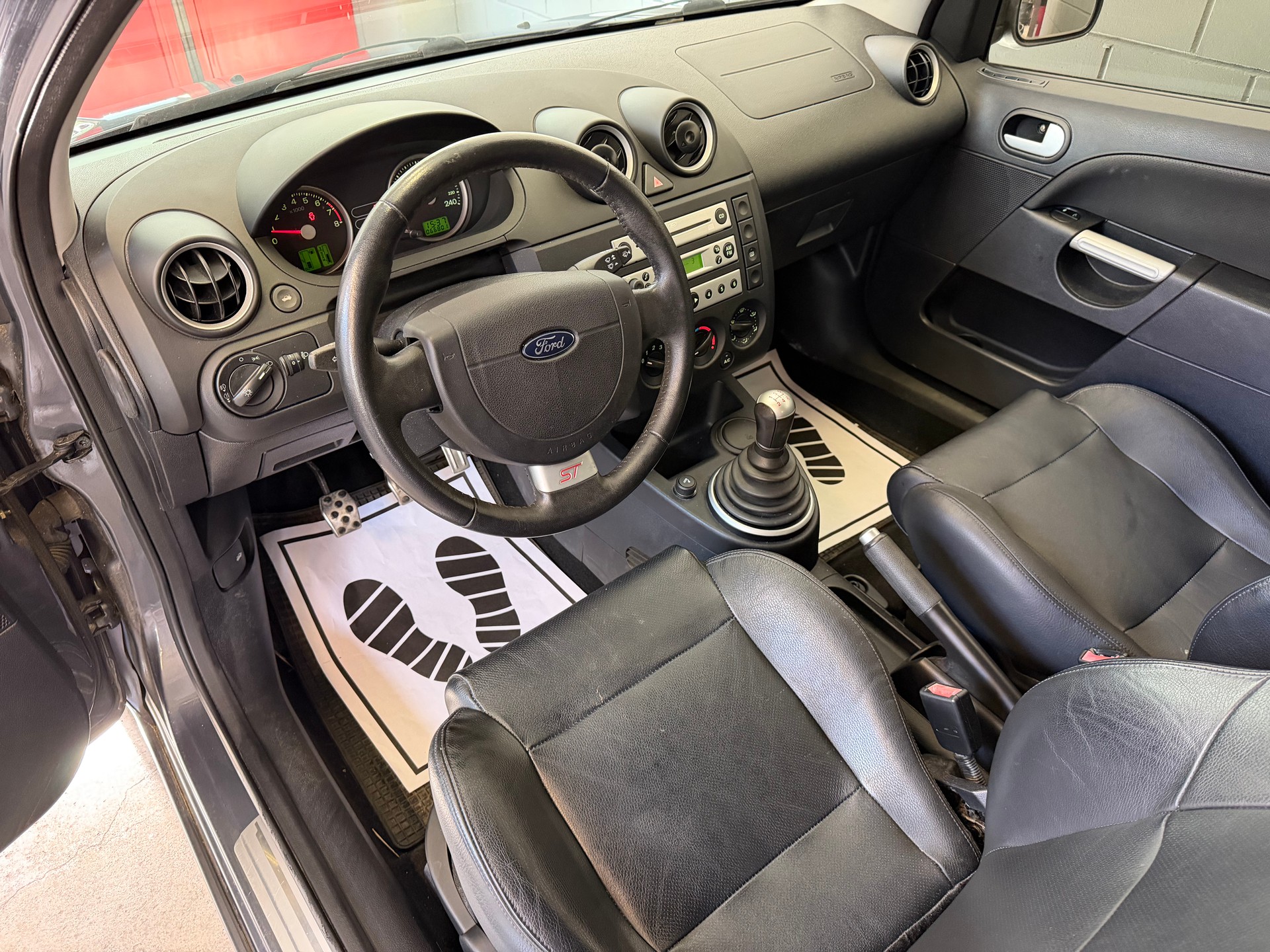 FORD Fiesta 2.0 16V ST //NEU AB MFK!-image-9