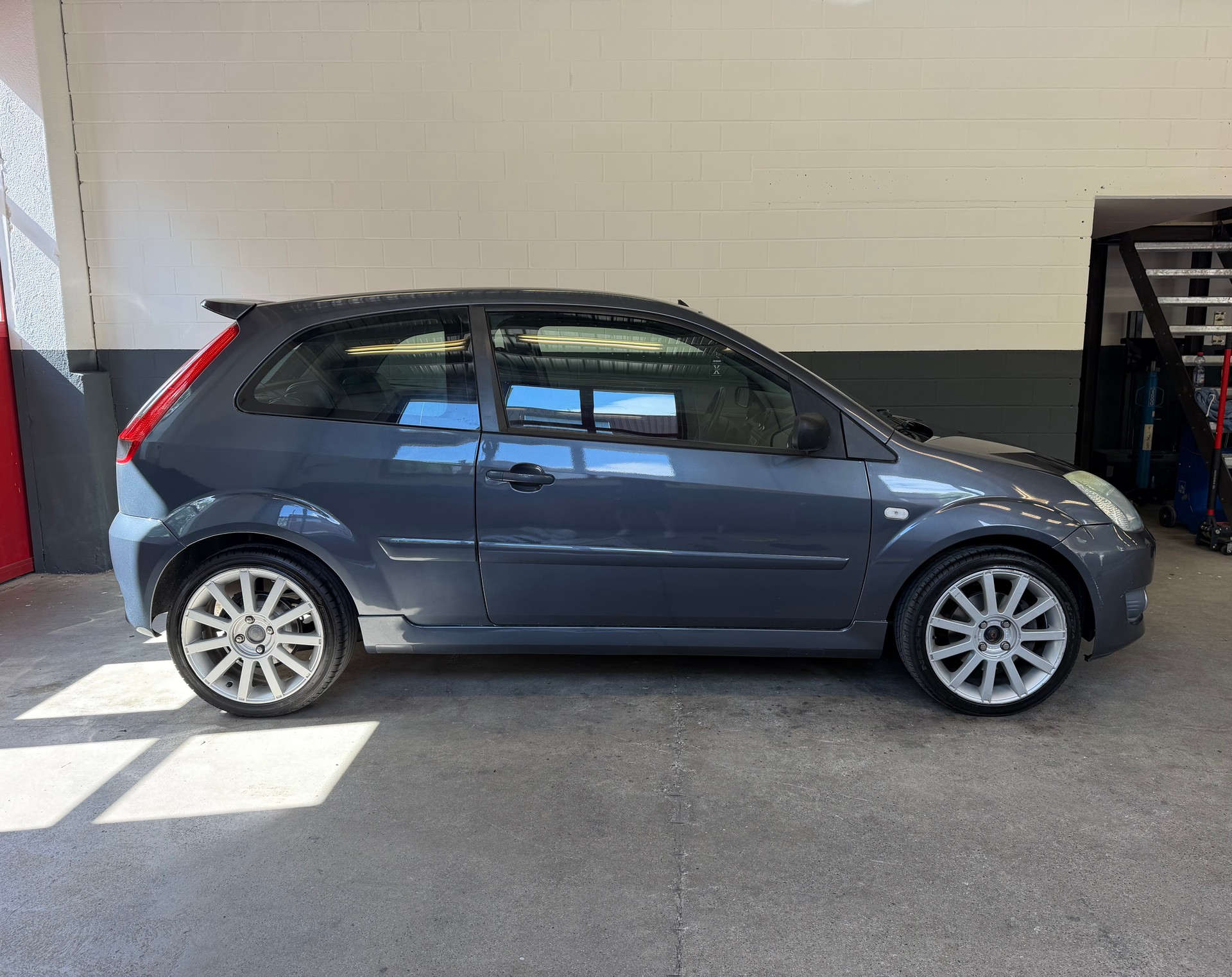 FORD Fiesta 2.0 16V ST //NEU AB MFK!-image-1