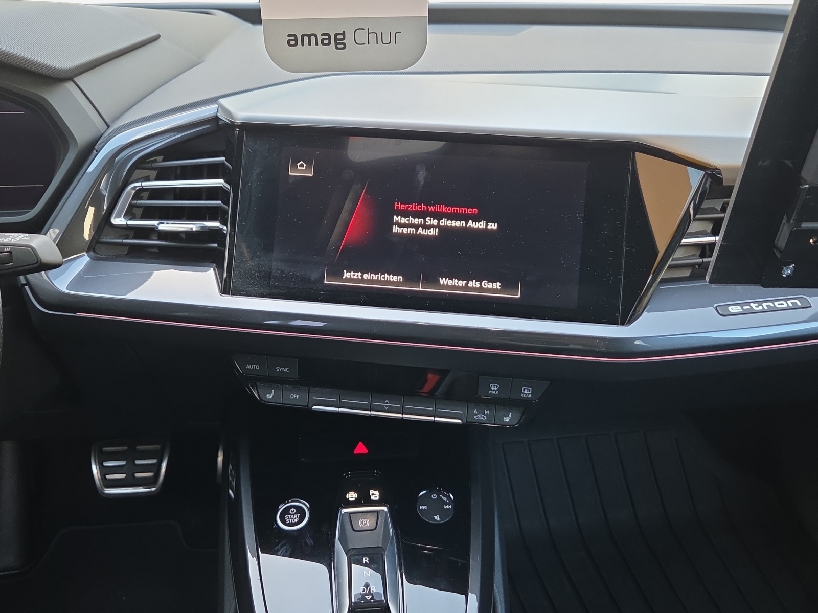 AUDI Q4 e-tron 50 quattro-image-10