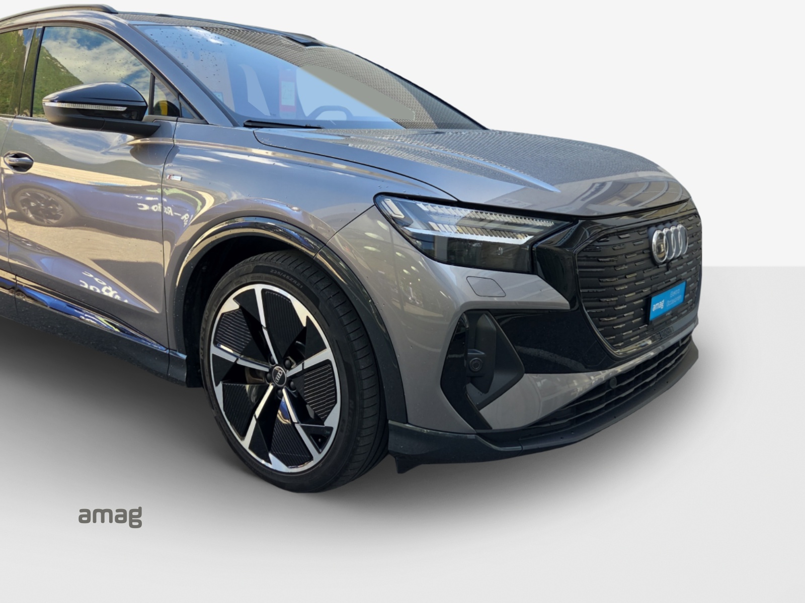 AUDI Q4 e-tron 50 quattro-image-15
