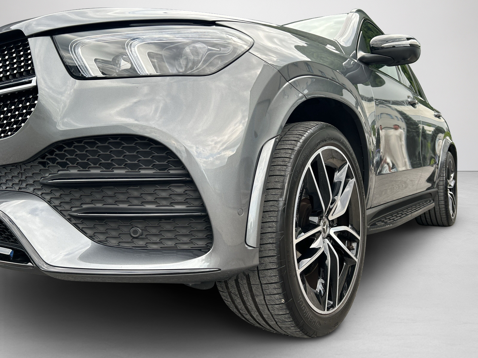 MERCEDES-BENZ GLE 300 d 4Matic AMG Line 9G-Tronic -CH Fahrzeug-Schiebedach-7 Sitzplätze-Burmester Sound-Head Up Display--image-4