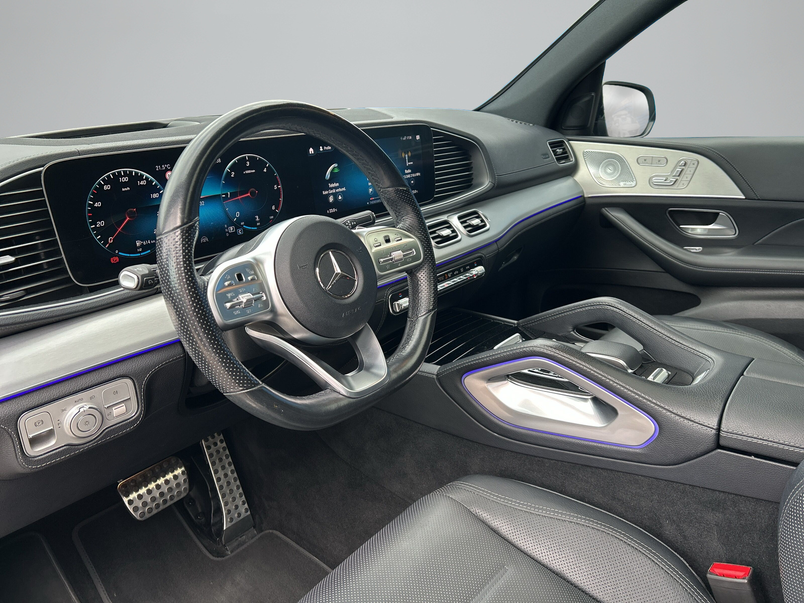 MERCEDES-BENZ GLE 300 d 4Matic AMG Line 9G-Tronic -CH Fahrzeug-Schiebedach-7 Sitzplätze-Burmester Sound-Head Up Display--image-5