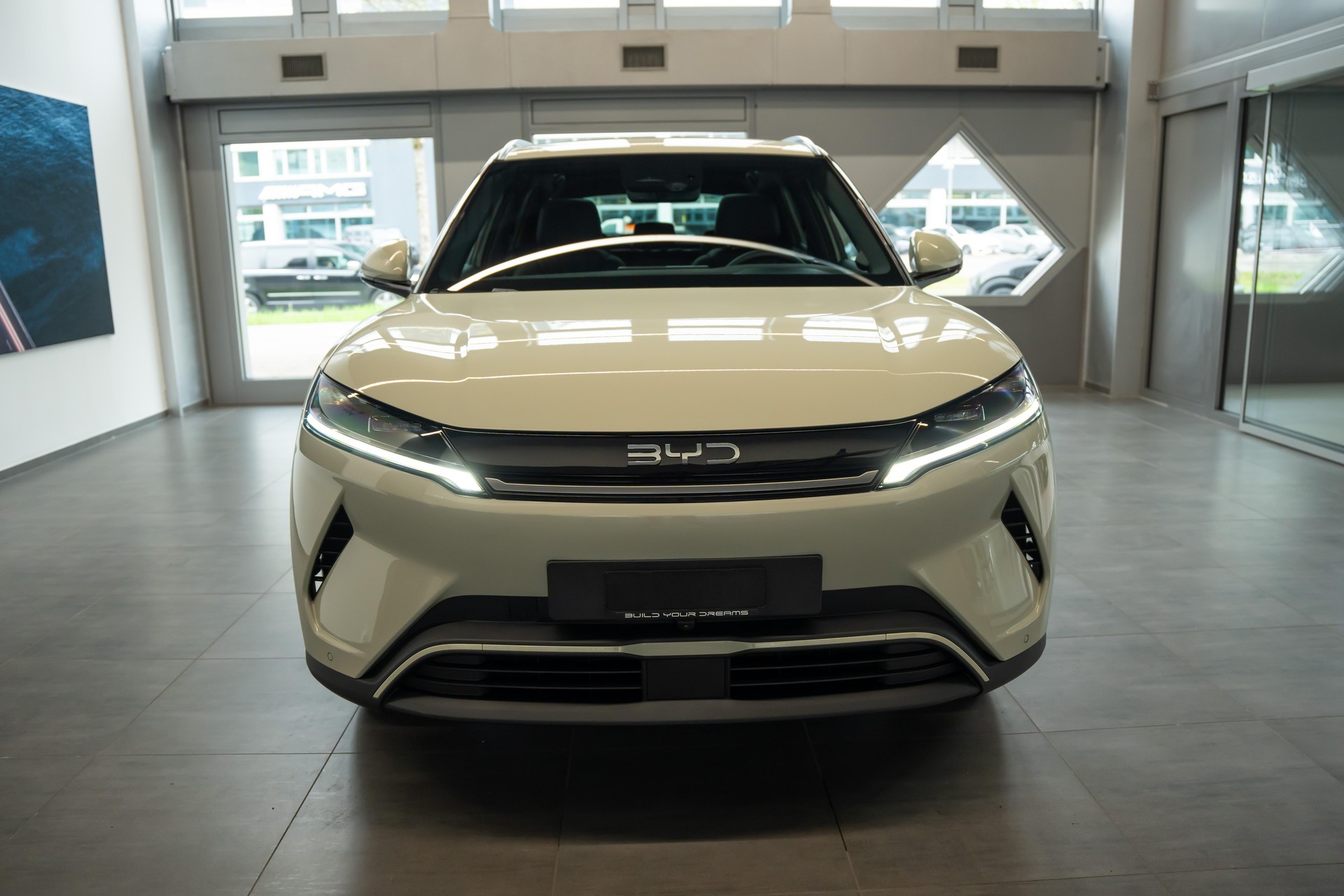 BYD Atto 2 DM-i Active-image-1