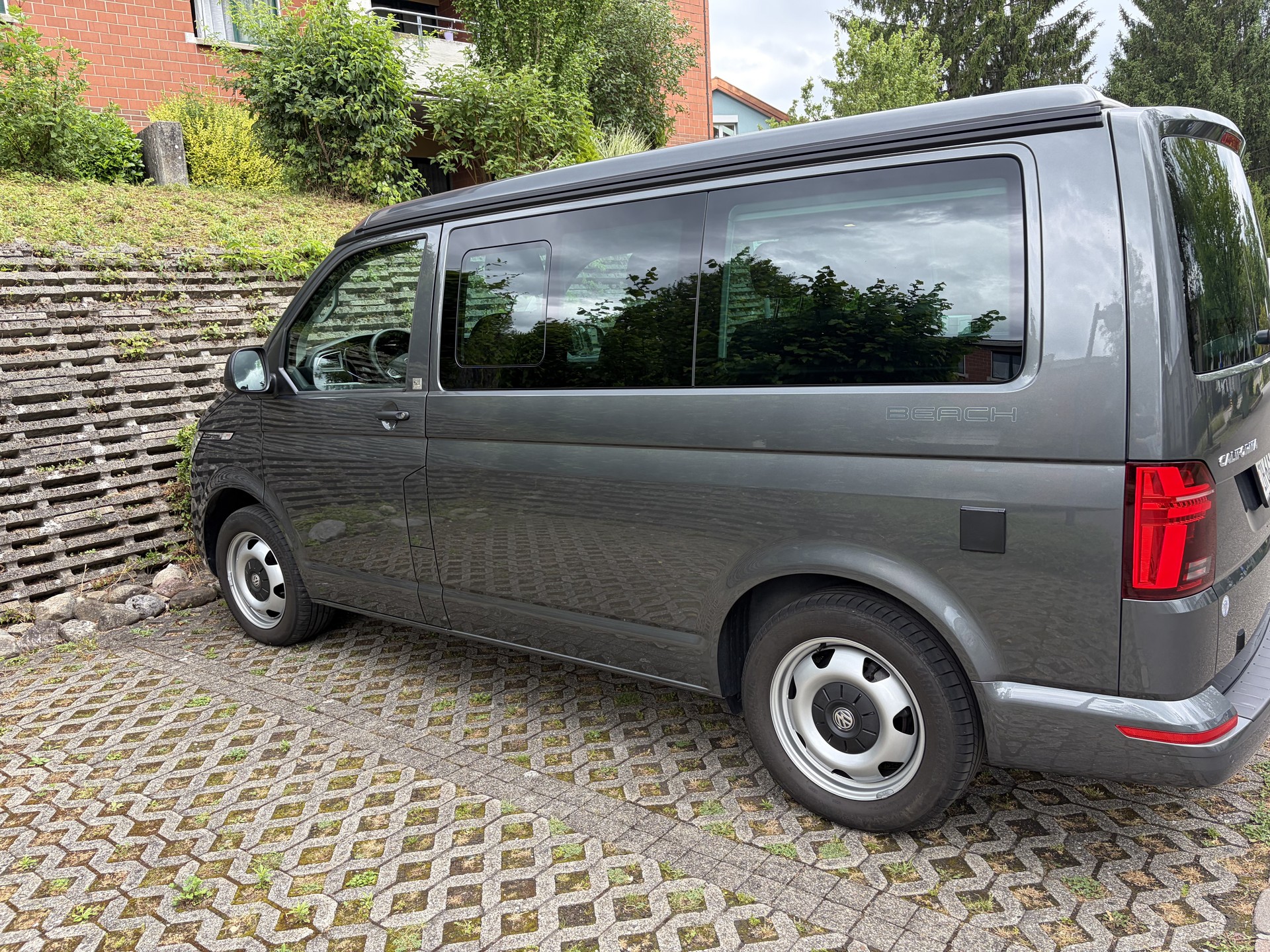 VW 2.0 TDI 150 Beach Liberty Spirit DSG 4m-image-2