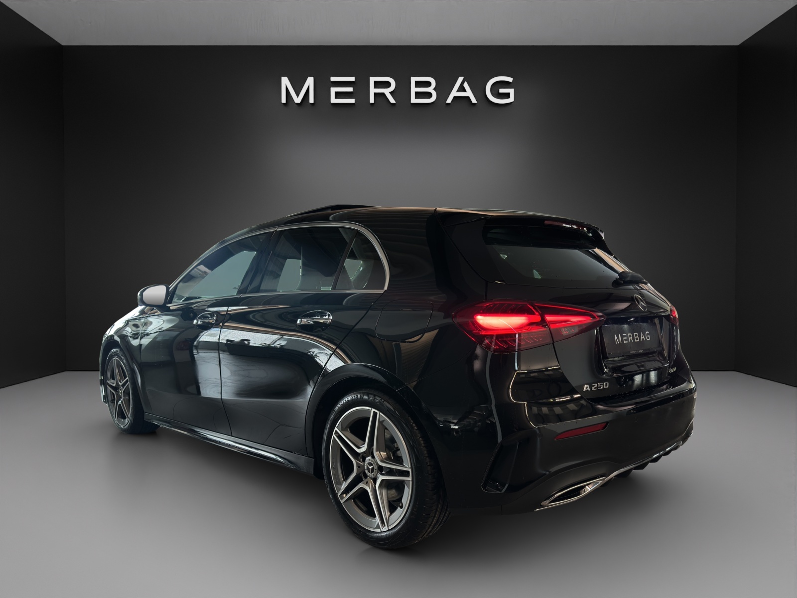 MERCEDES-BENZ A 250 4Matic 8G-DCT-image-3