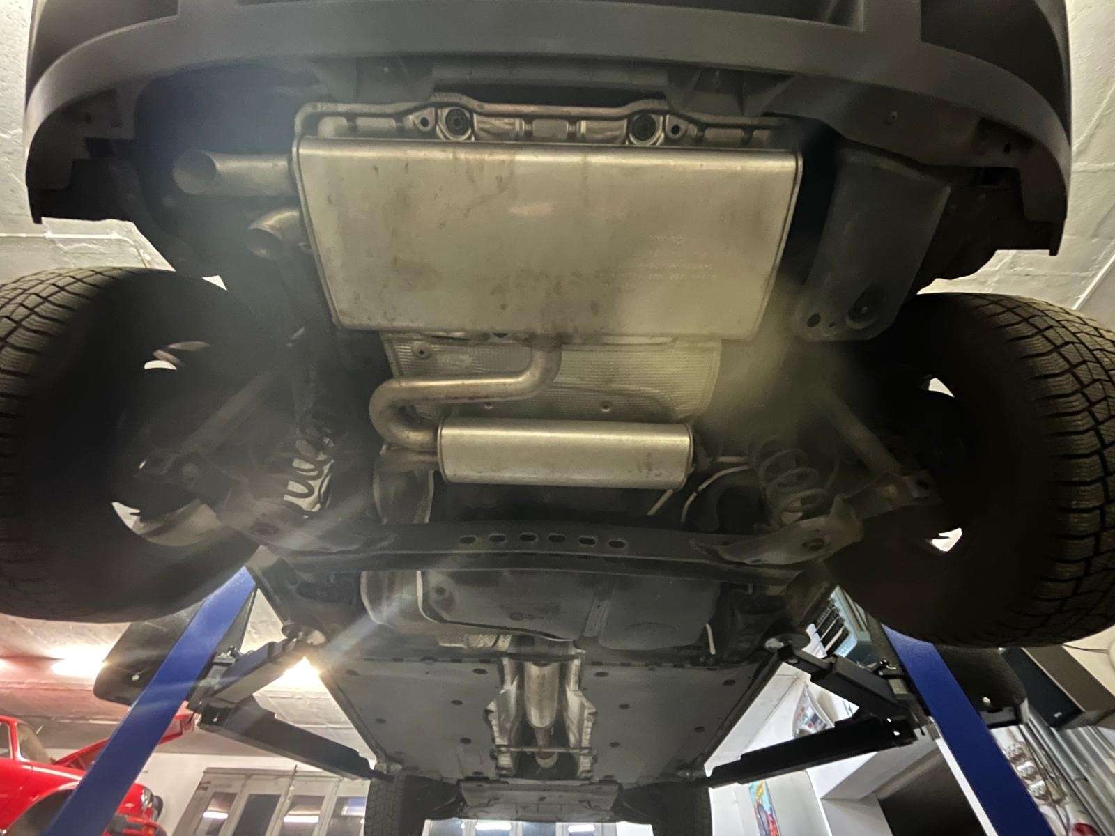 SKODA Karoq 1.5 TSI ACT Ambition DSG-image-9