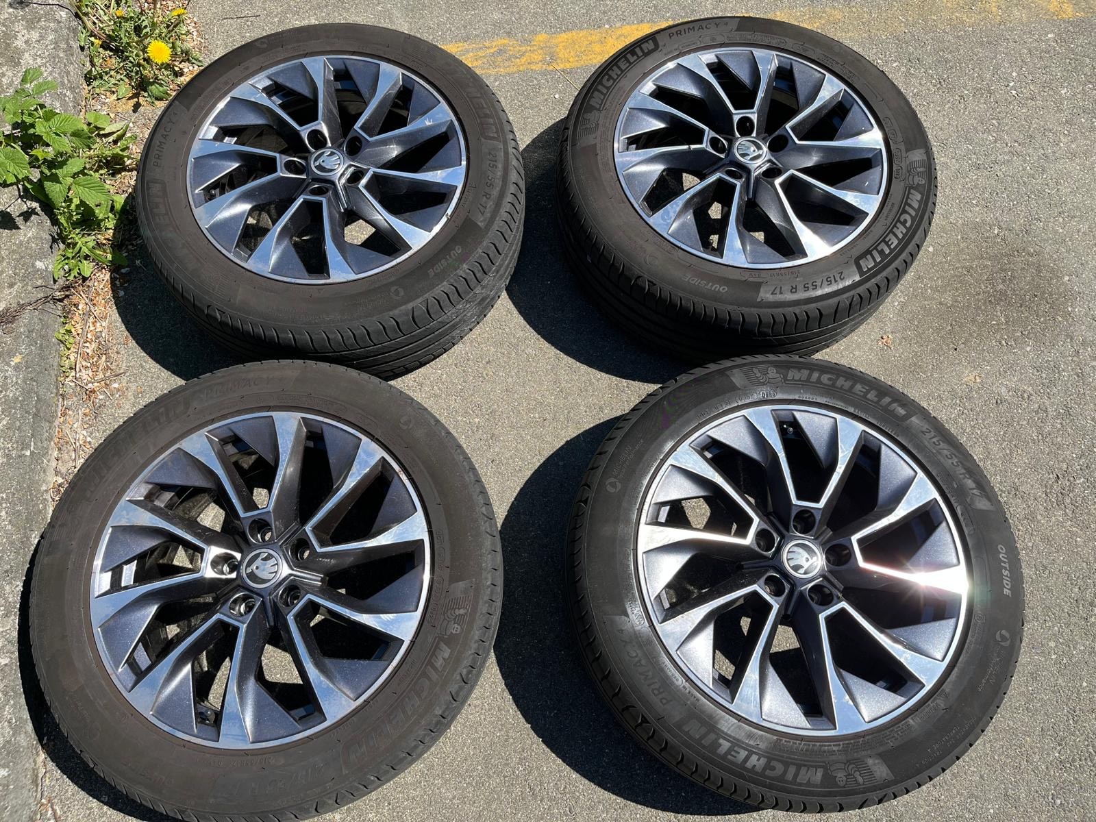 SKODA Karoq 1.5 TSI ACT Ambition DSG-image-13