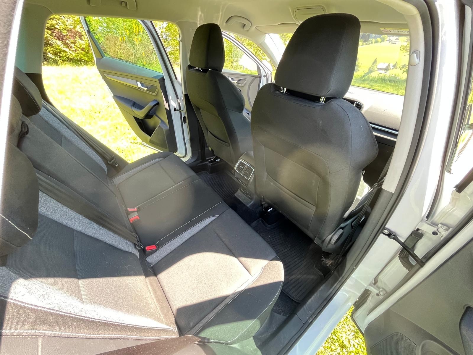 SKODA Karoq 1.5 TSI ACT Ambition DSG-image-10