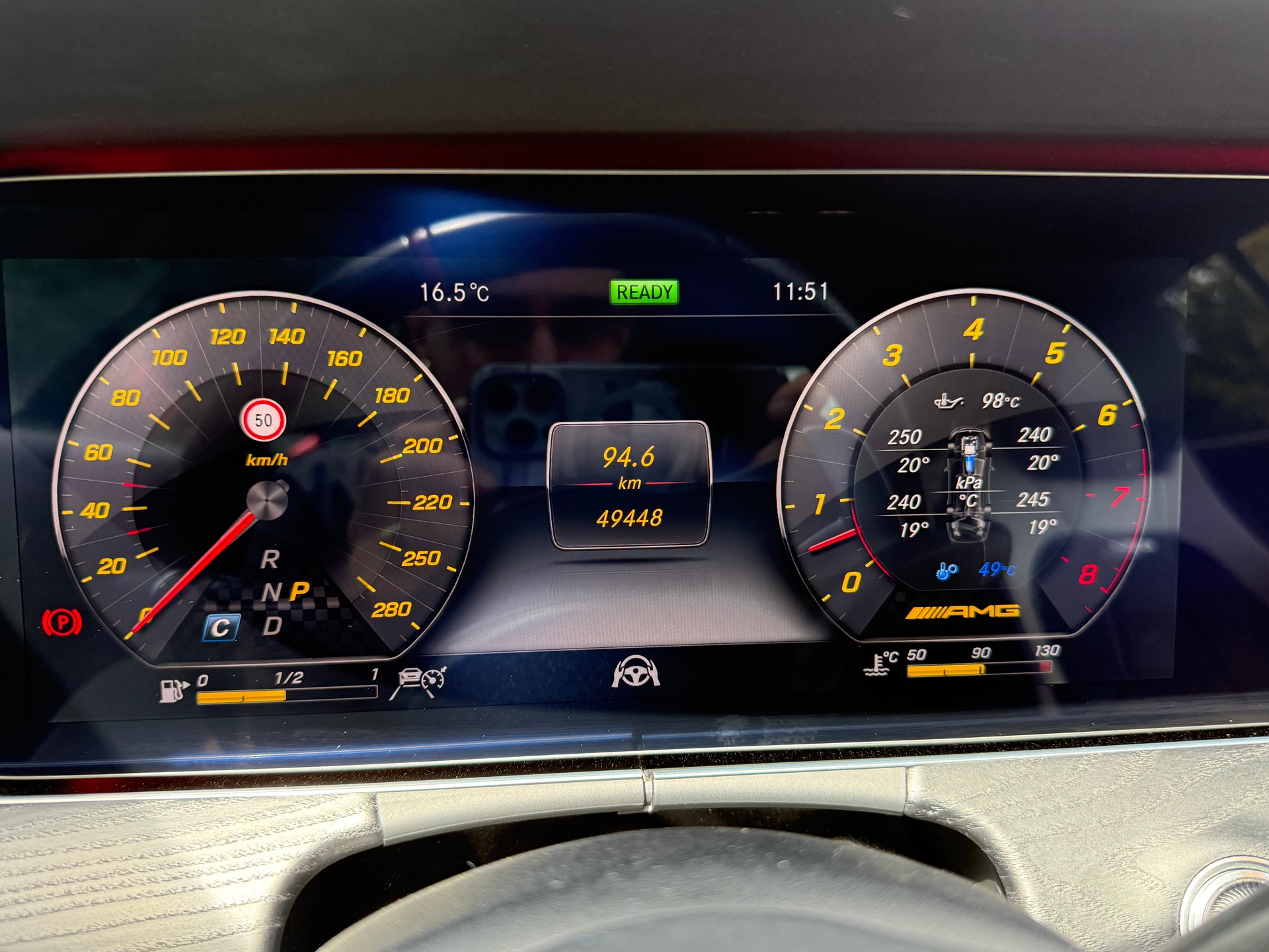 MERCEDES-BENZ E 53 AMG 4matic+-image-8