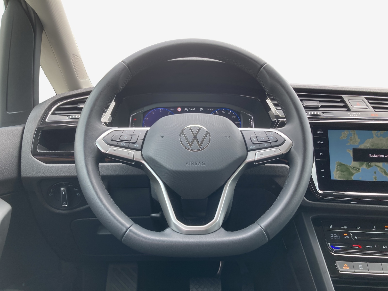 VW Touran 1.5 TSI EVO Highline DSG-image-9