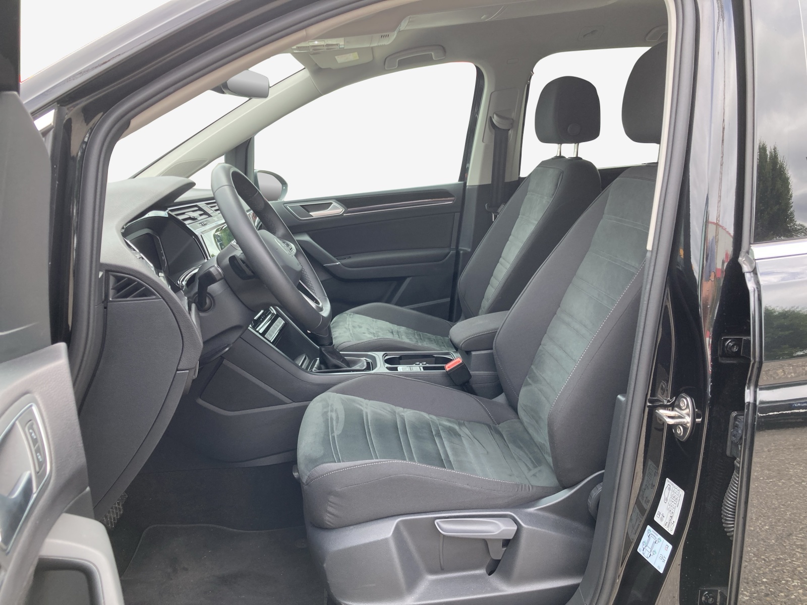 VW Touran 1.5 TSI EVO Highline DSG-image-7
