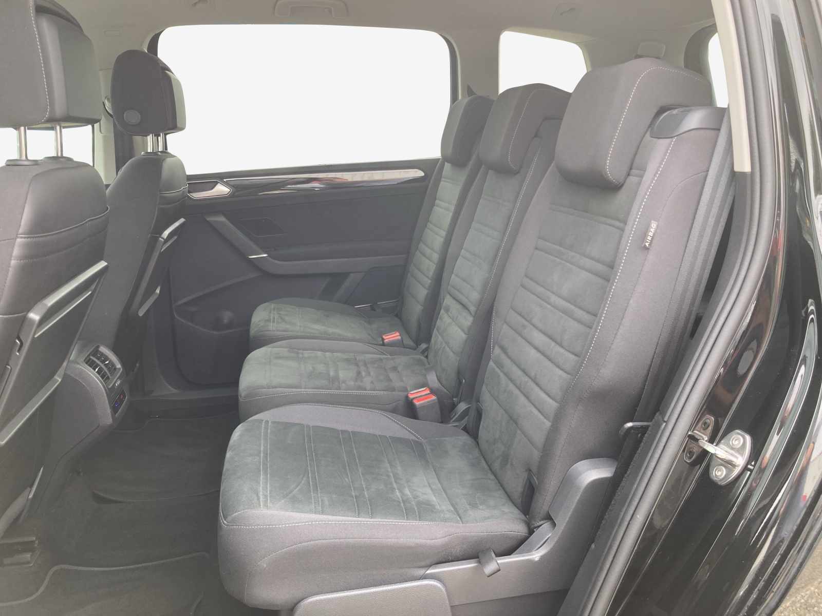 VW Touran 1.5 TSI EVO Highline DSG-image-11