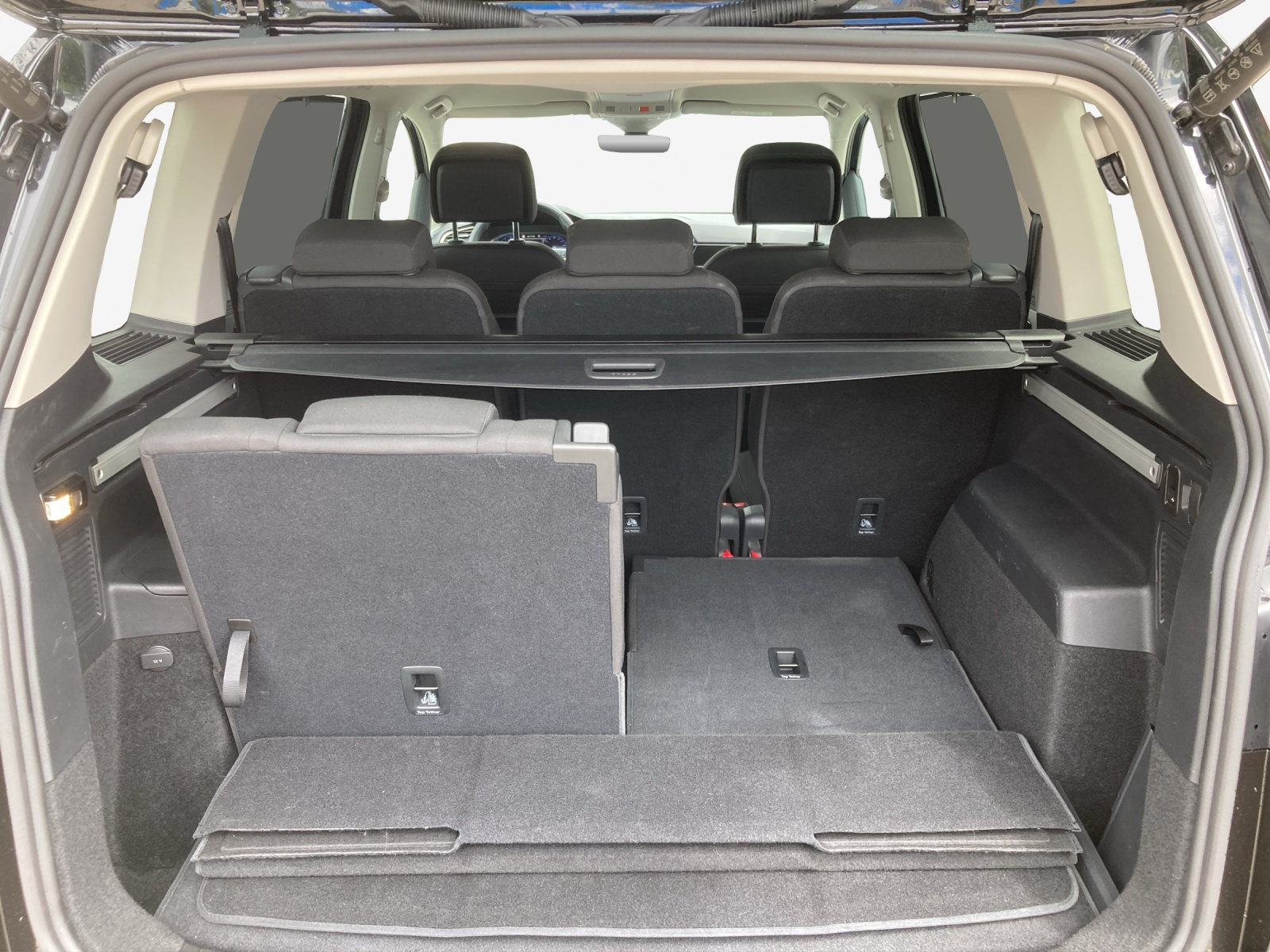 VW Touran 1.5 TSI EVO Highline DSG-image-12