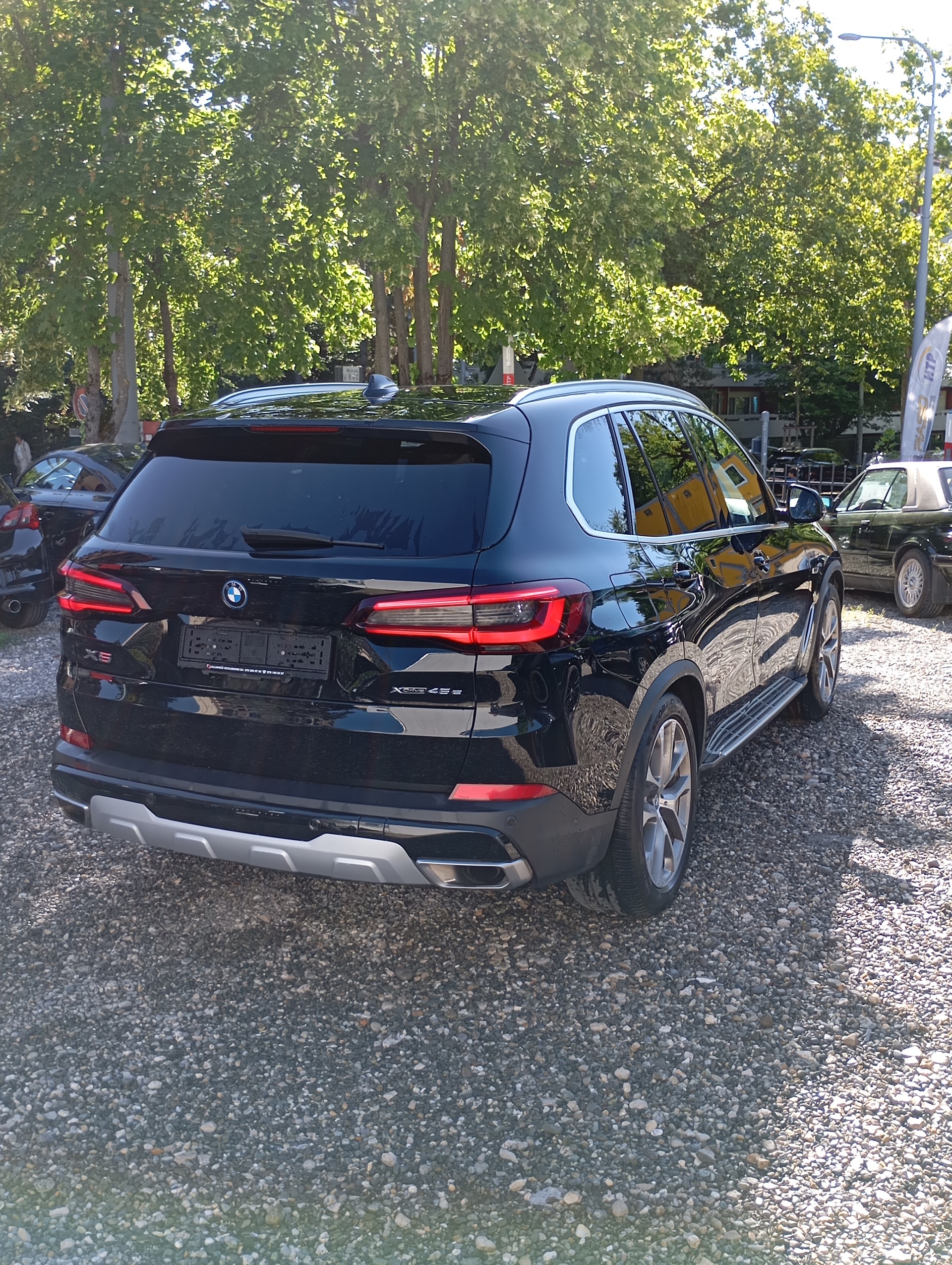 BMW X5 xDrive45e xLine Steptronic-image-3