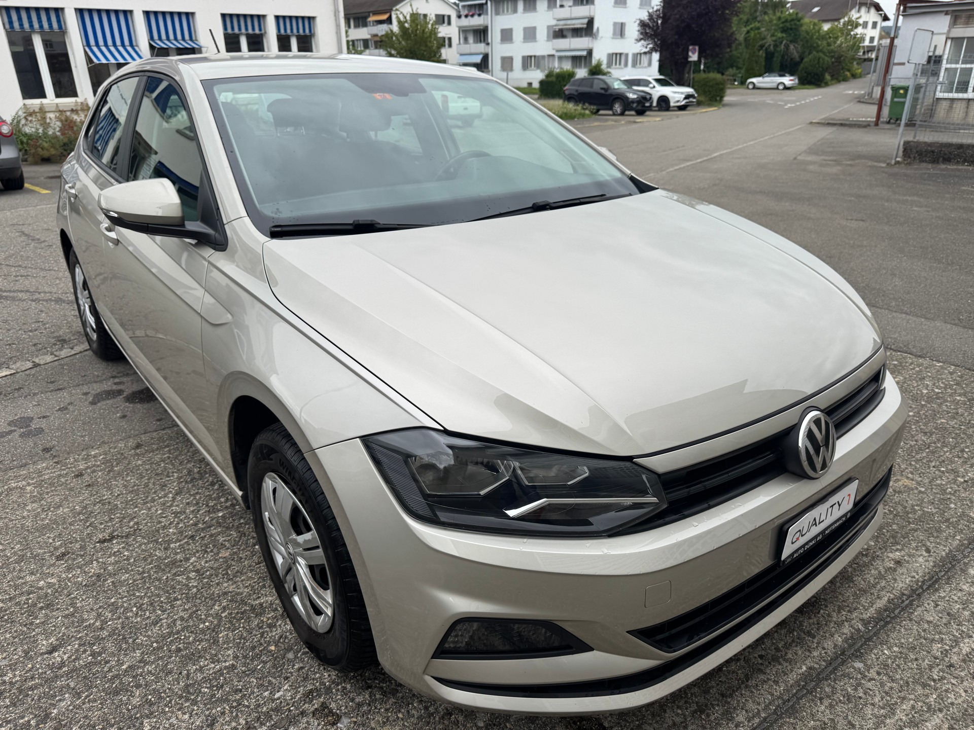 VW Polo 1.0 BMT Trendline-image-2