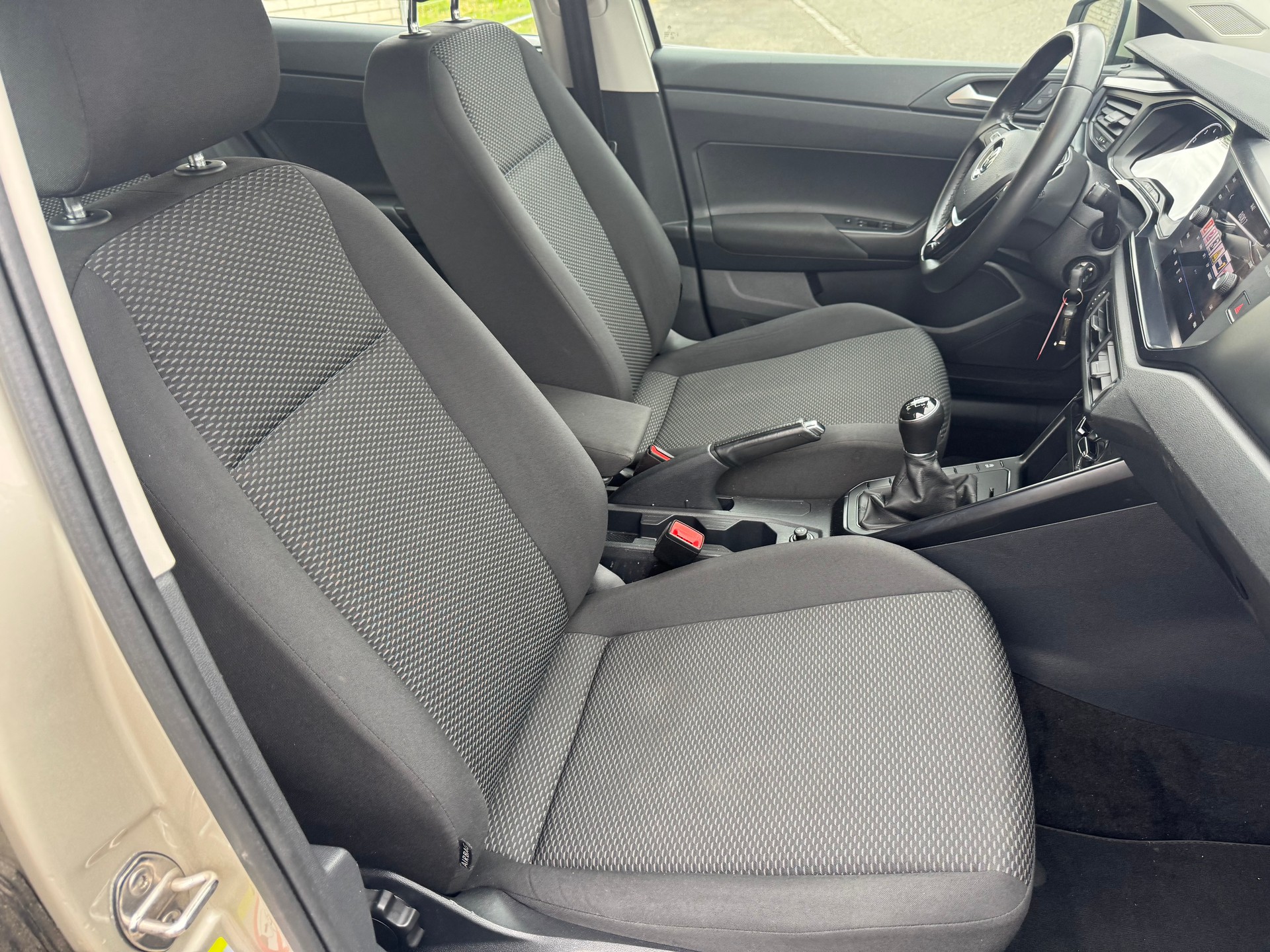VW Polo 1.0 BMT Trendline-image-9