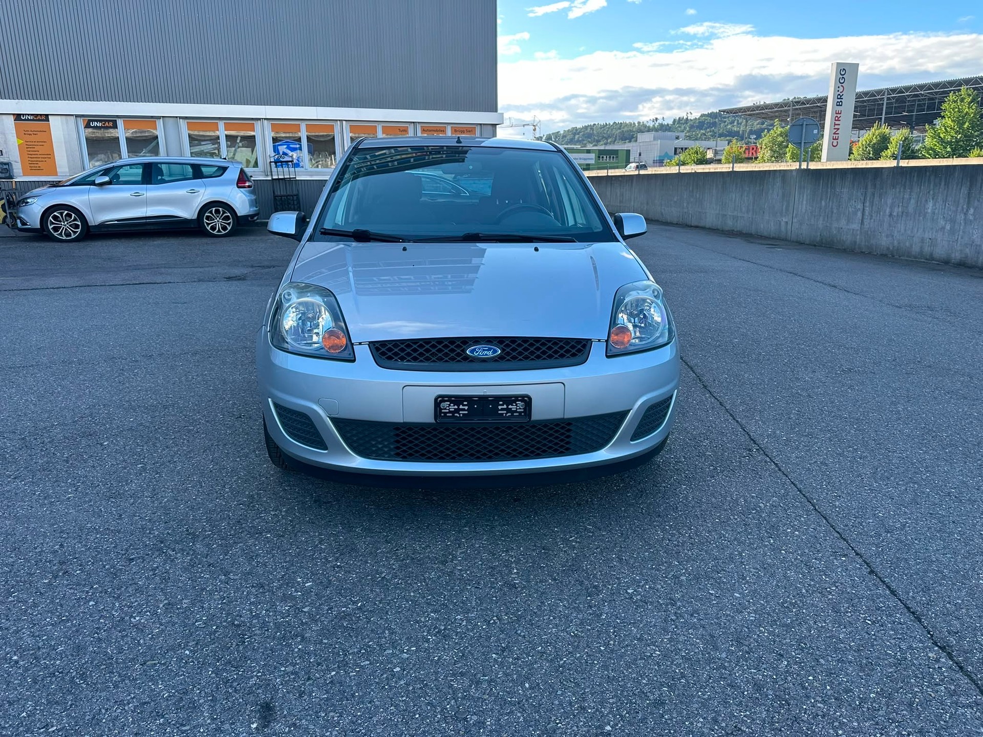 FORD Fiesta 1.4 16V Trend-image-0