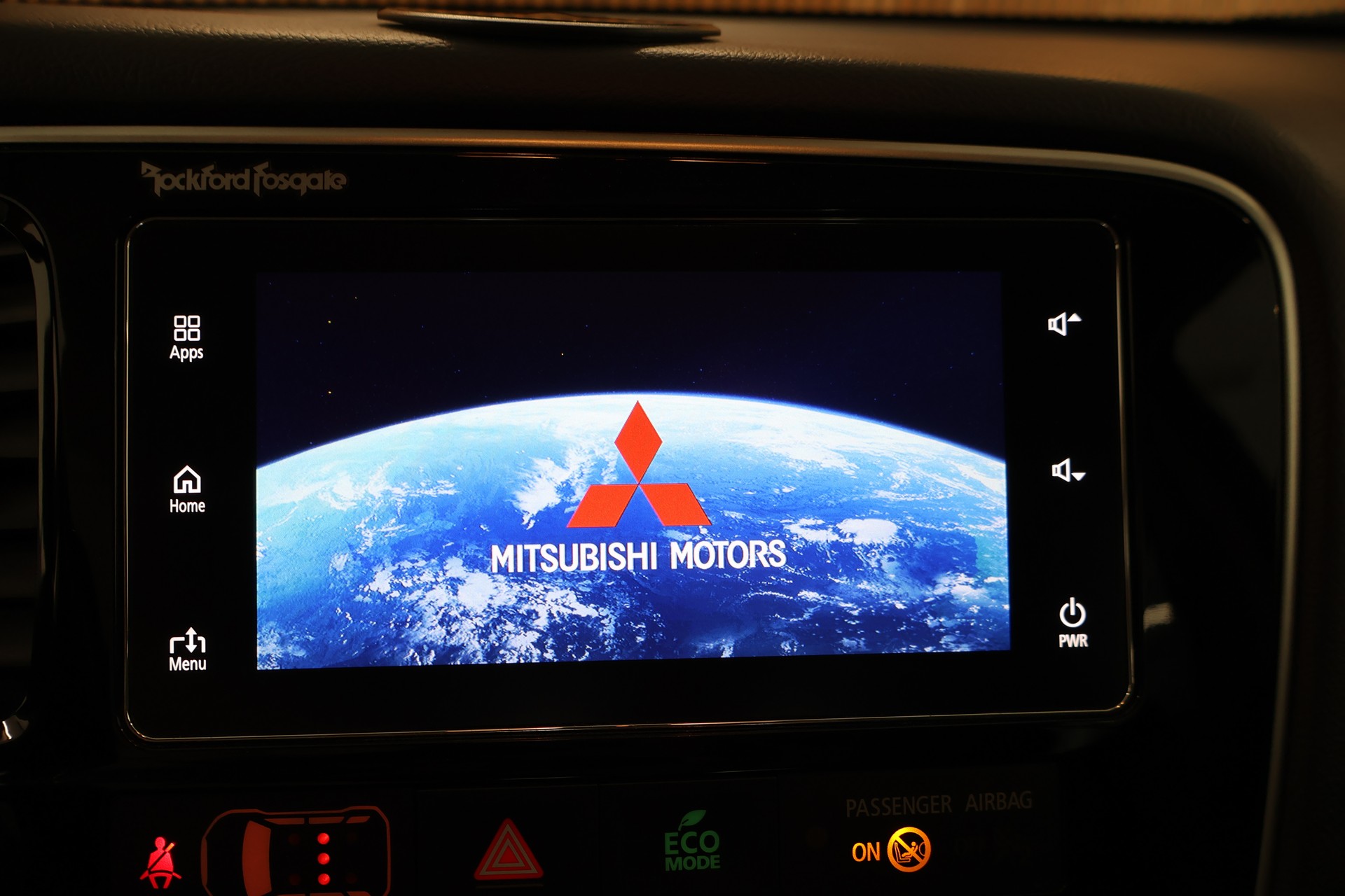 MITSUBISHI Outlander 2.0 PHEV Style 4WD Automatic-image-23