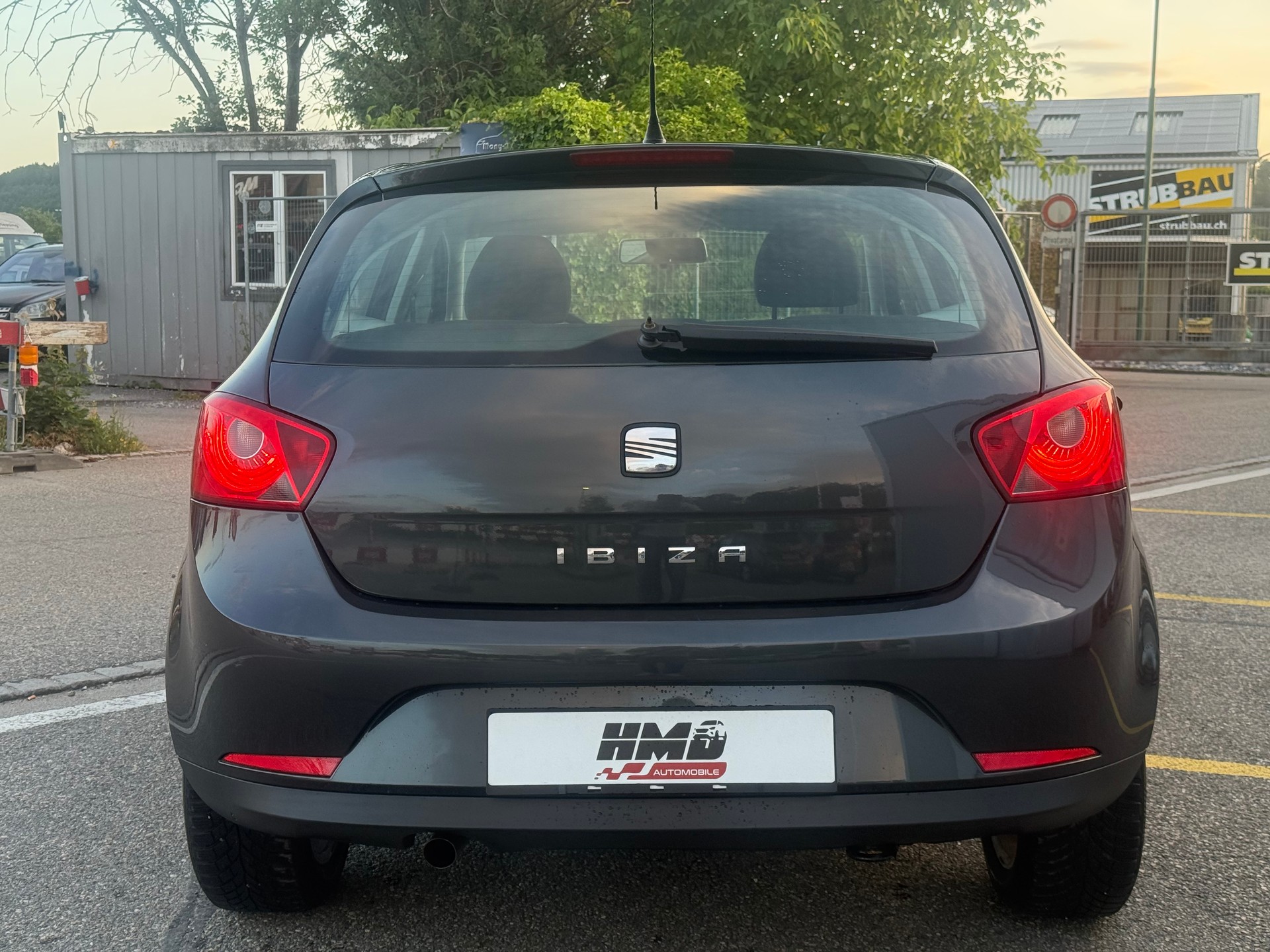 SEAT Ibiza 1.6 Sport-image-4