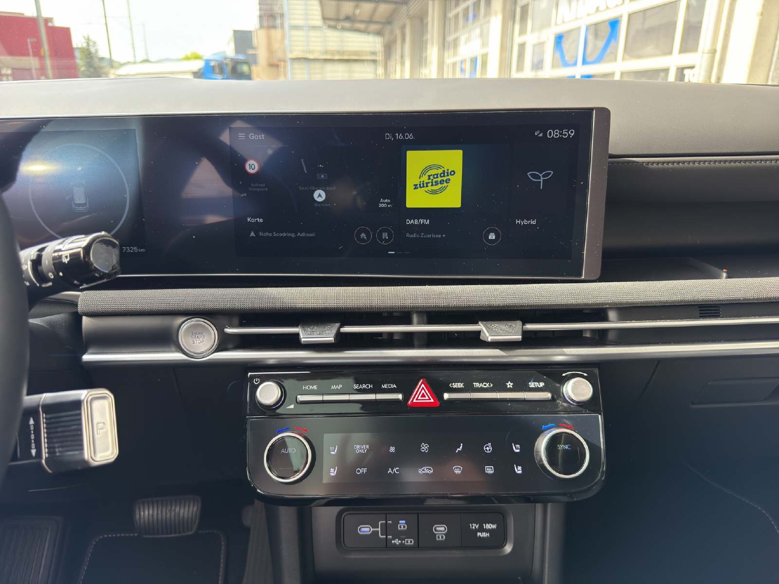 HYUNDAI Tucson 1.6 T-GDi HEV Vertex Swiss Edition 4WD-image-9