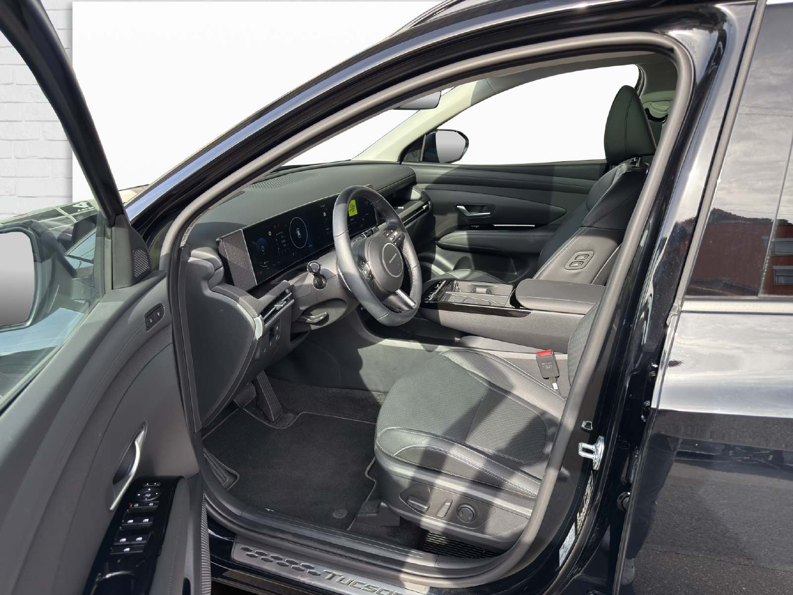HYUNDAI Tucson 1.6 T-GDi HEV Vertex Swiss Edition 4WD-image-7
