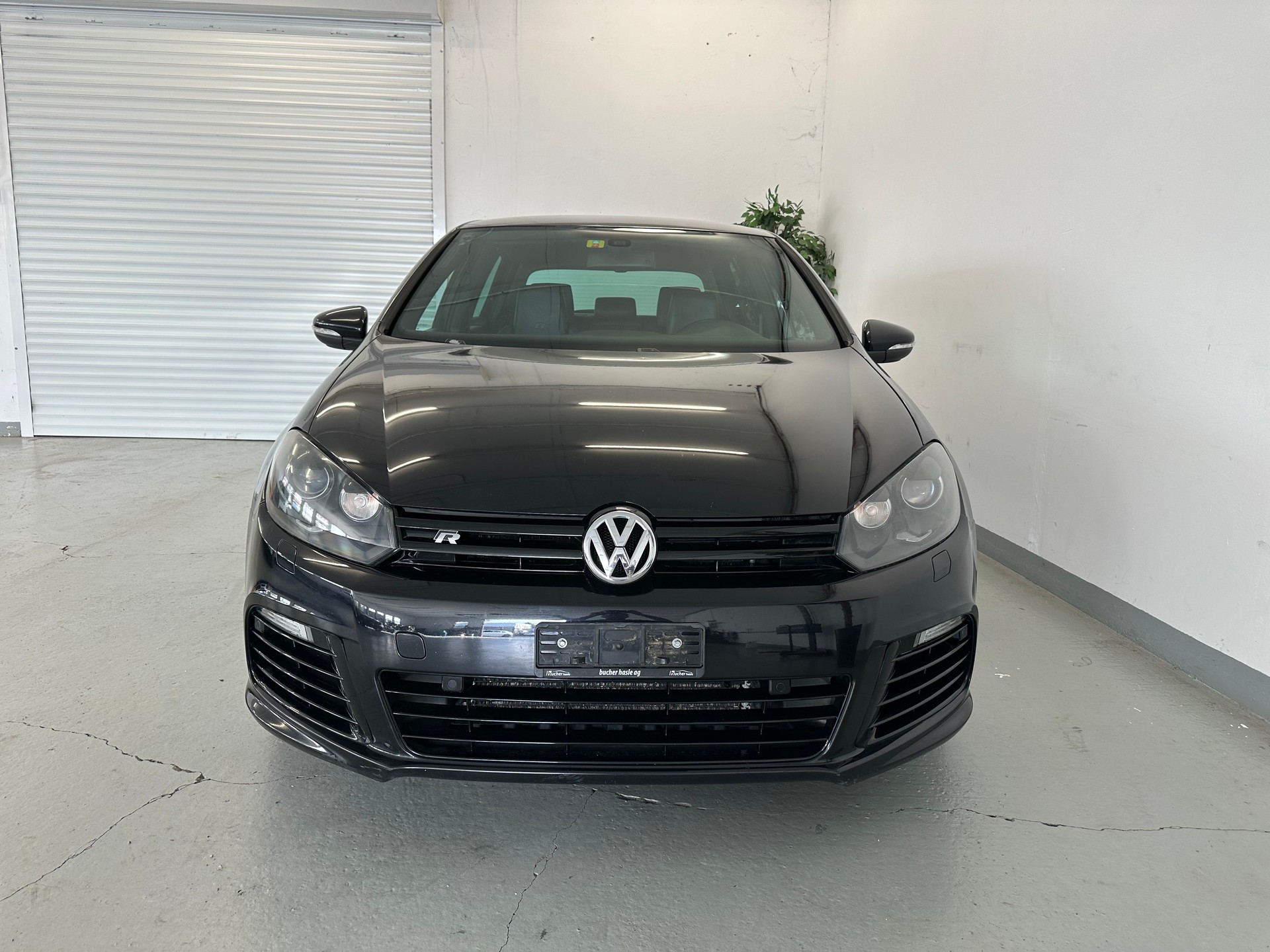 VW Golf 2.0 TSI R 4Motion DSG-image-2